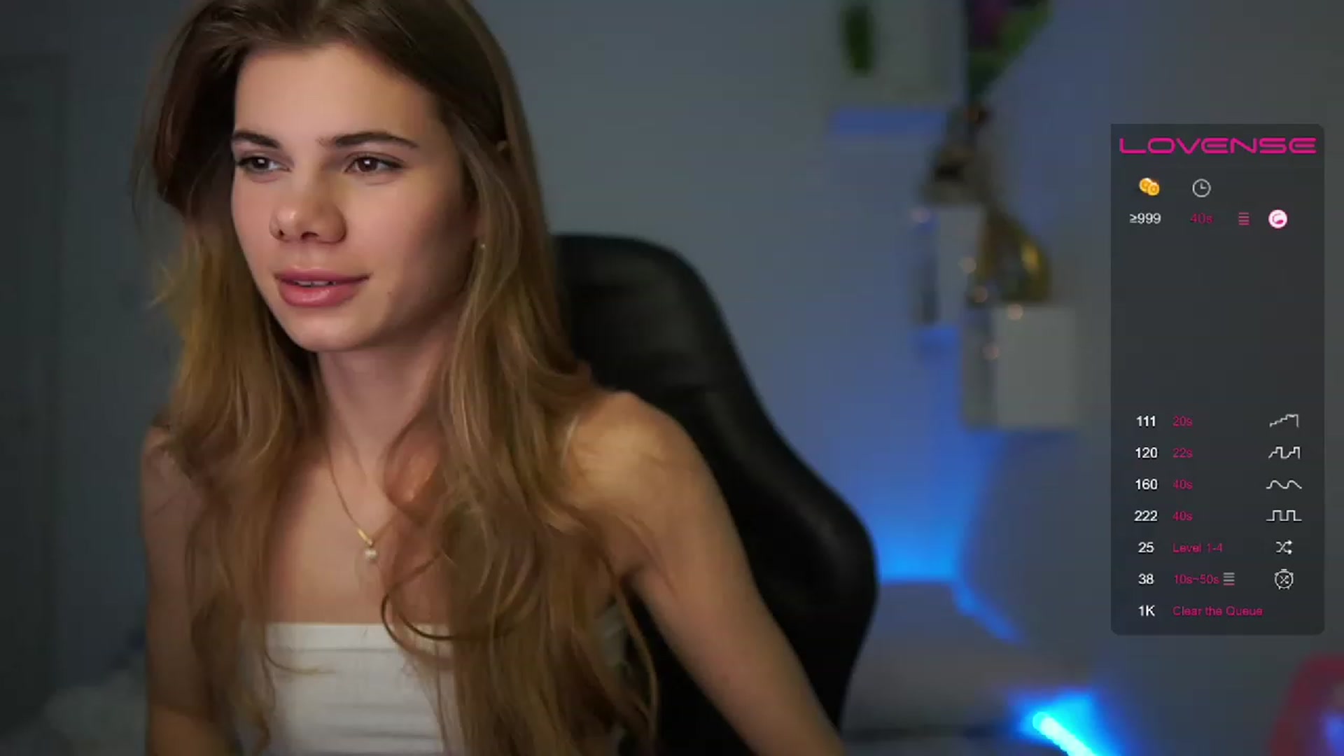 Gallery image thumbnail from RileyReid_18's myfreecams stream on, 02/12/2023, 14:47 image 7 of 20