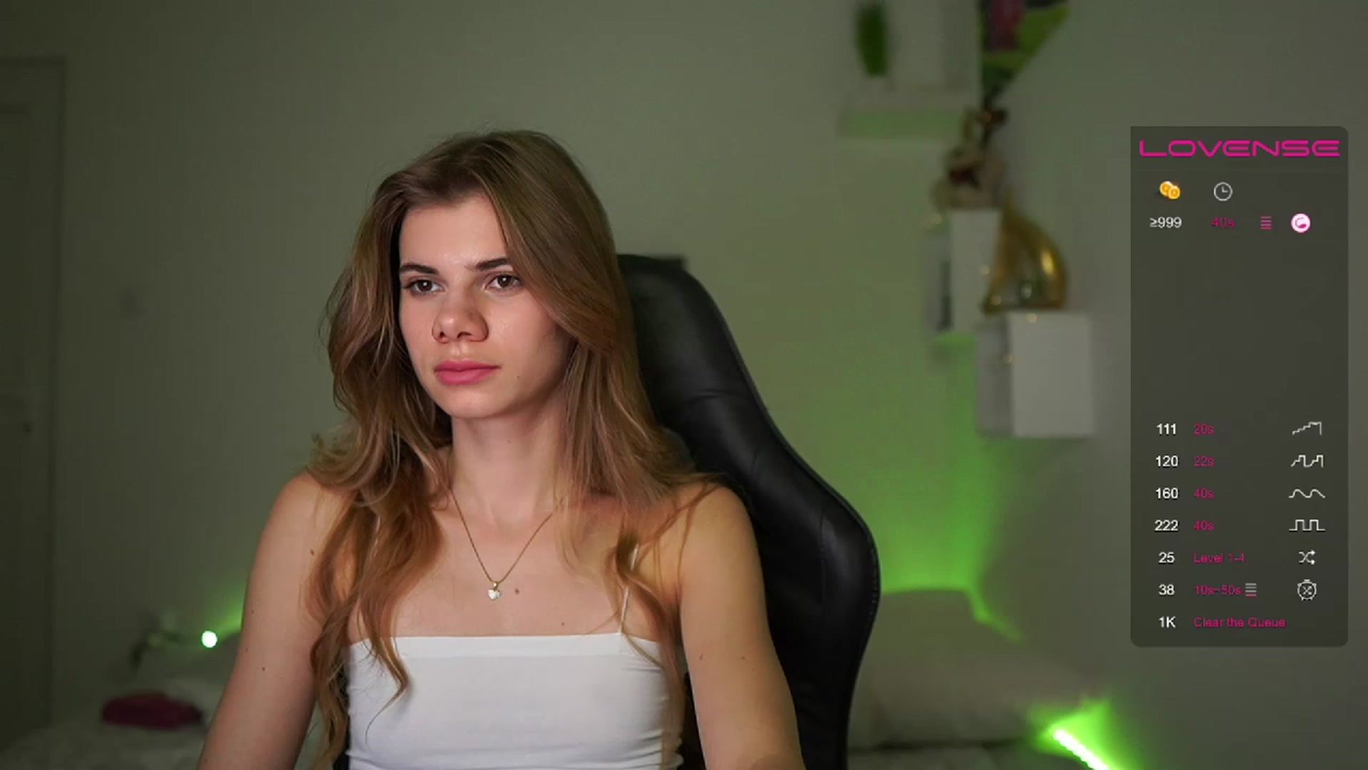 Gallery image thumbnail from RileyReid_18's myfreecams stream on, 02/12/2023, 19:05 image 1 of 20