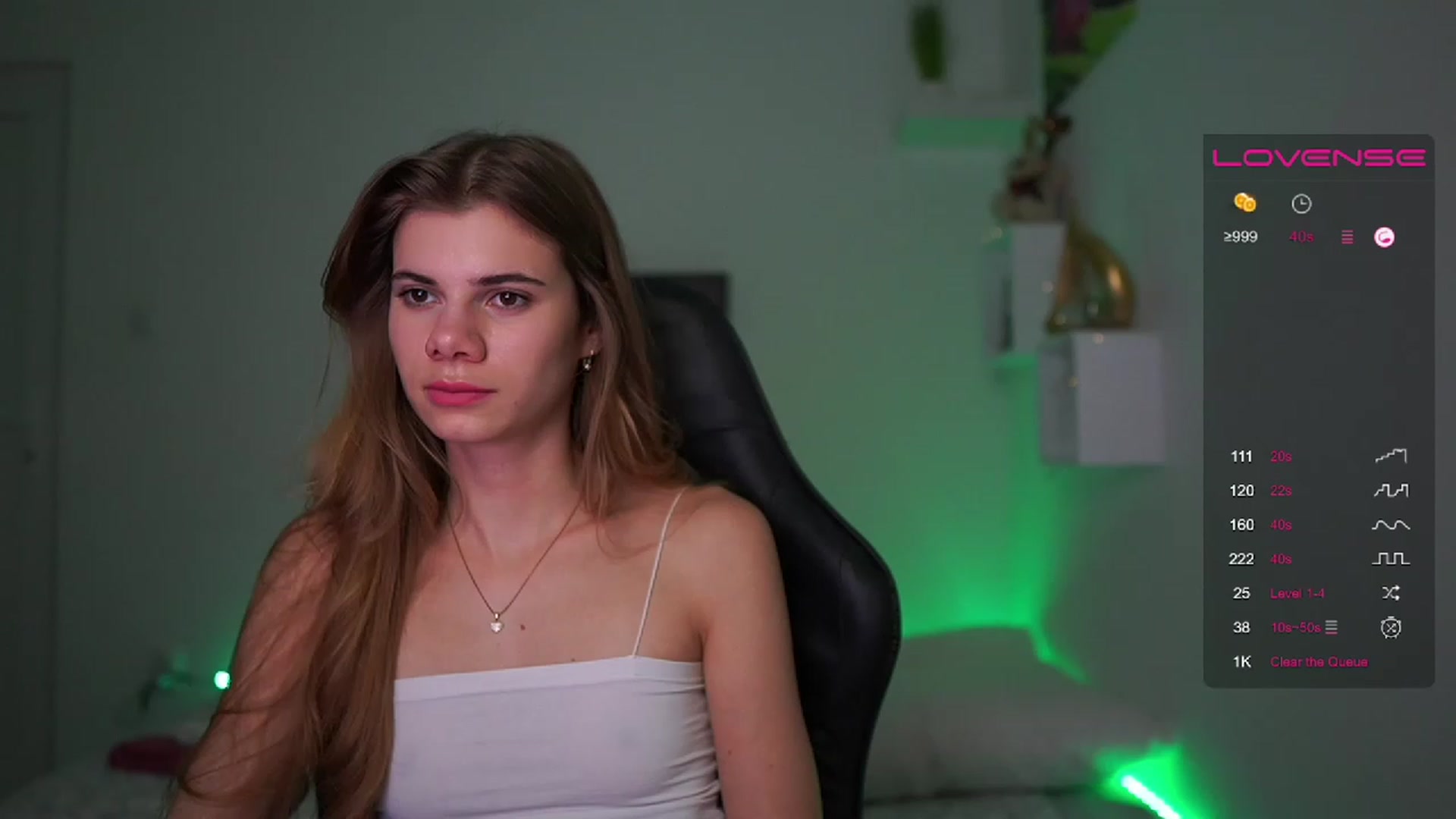 Gallery image thumbnail from RileyReid_18's myfreecams stream on, 02/12/2023, 19:05 image 8 of 20