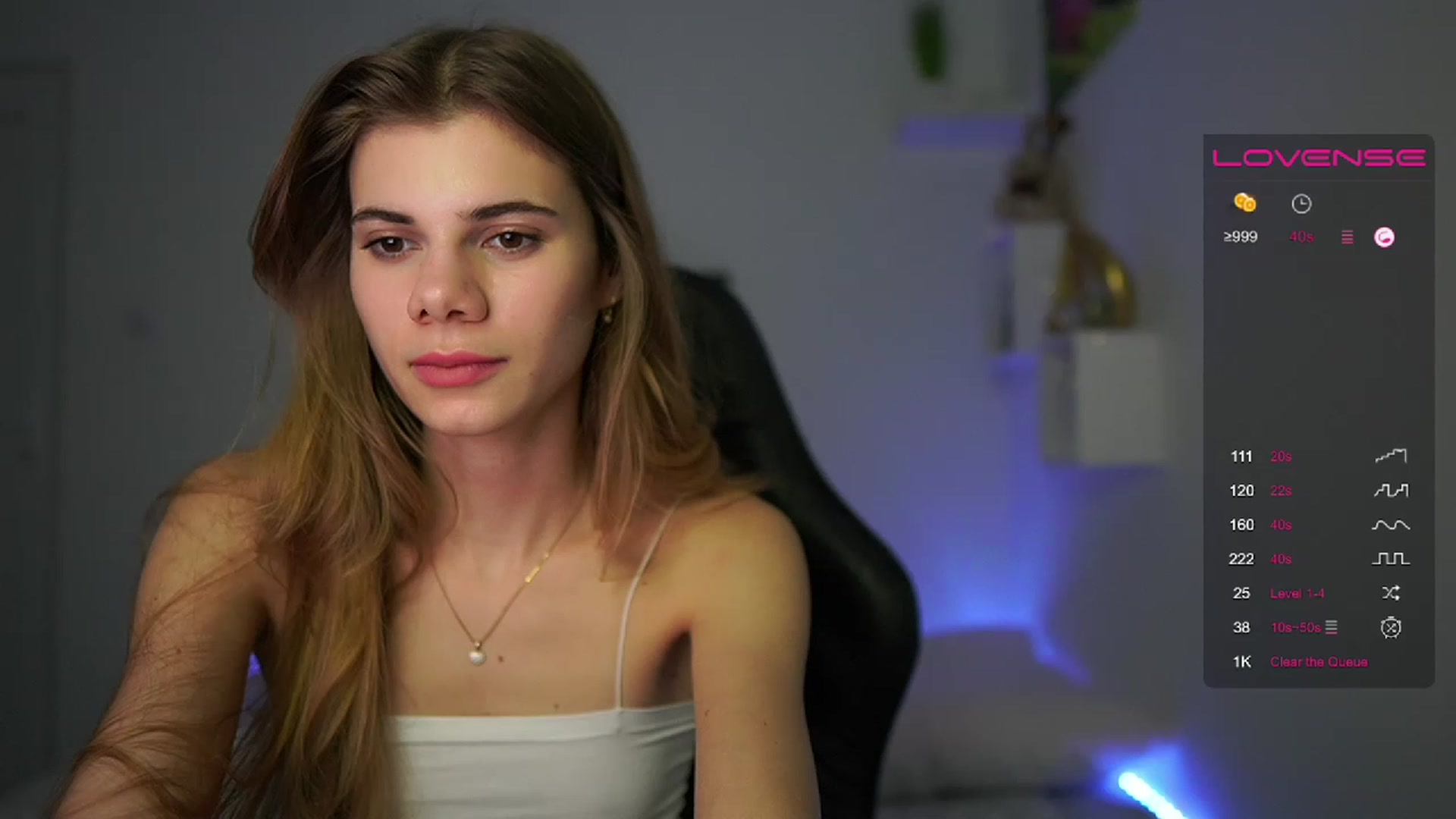 Gallery image thumbnail from RileyReid_18's myfreecams stream on, 02/12/2023, 19:05 image 9 of 20