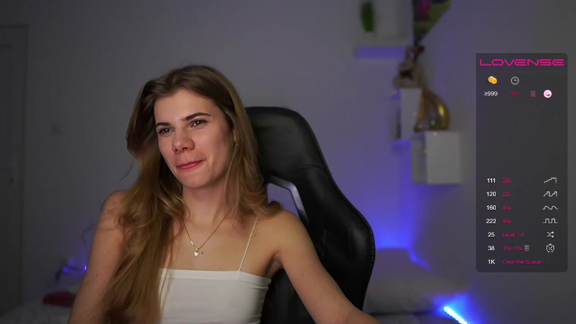 Gallery image thumbnail from RileyReid_18's myfreecams stream on, 02/12/2023, 19:05 image 11 of 20