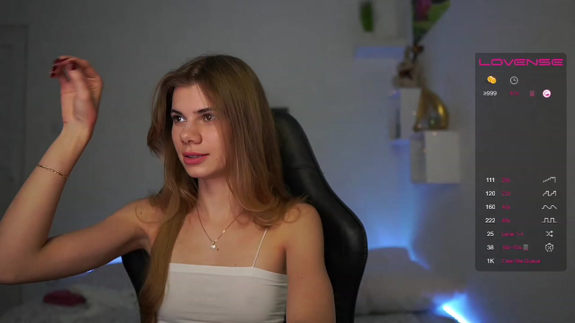 Gallery image thumbnail from RileyReid_18's myfreecams stream on, 02/12/2023, 19:05 image 18 of 20