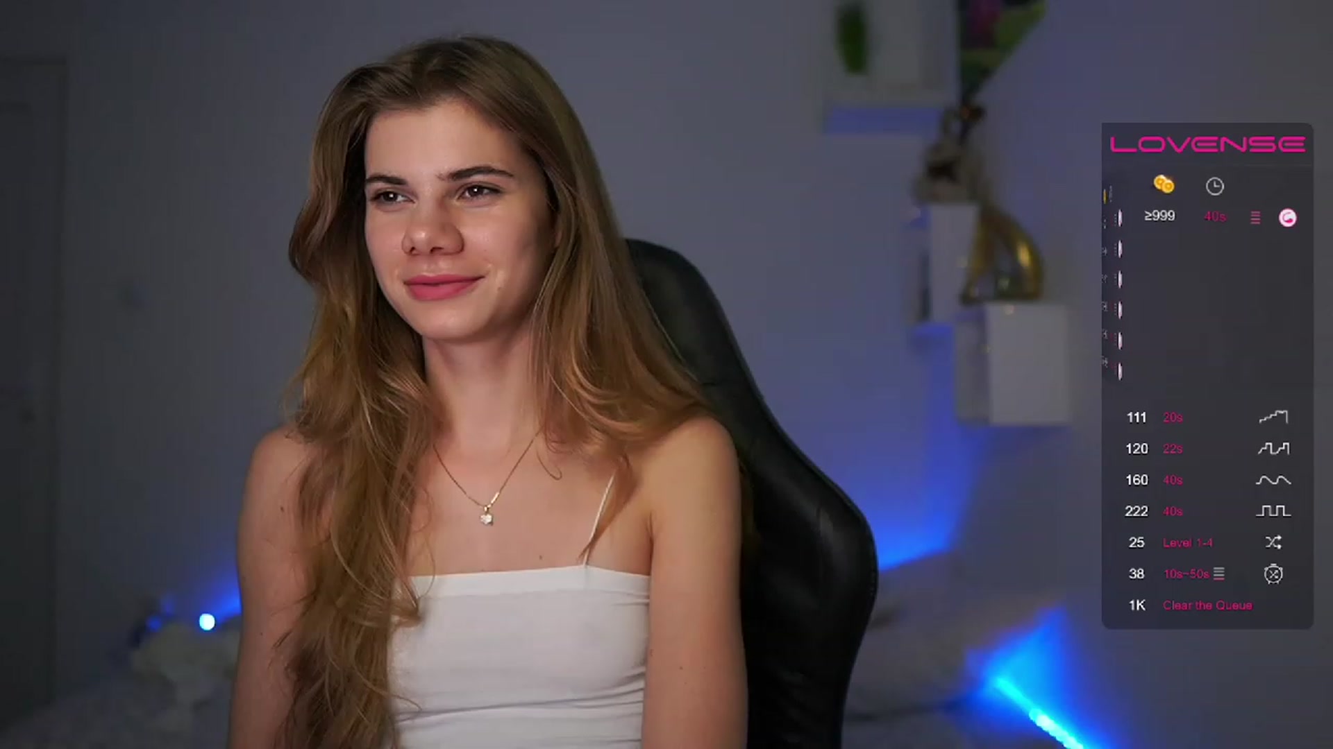 Gallery image thumbnail from RileyReid_18's myfreecams stream on, 02/12/2023, 20:53 image 8 of 20