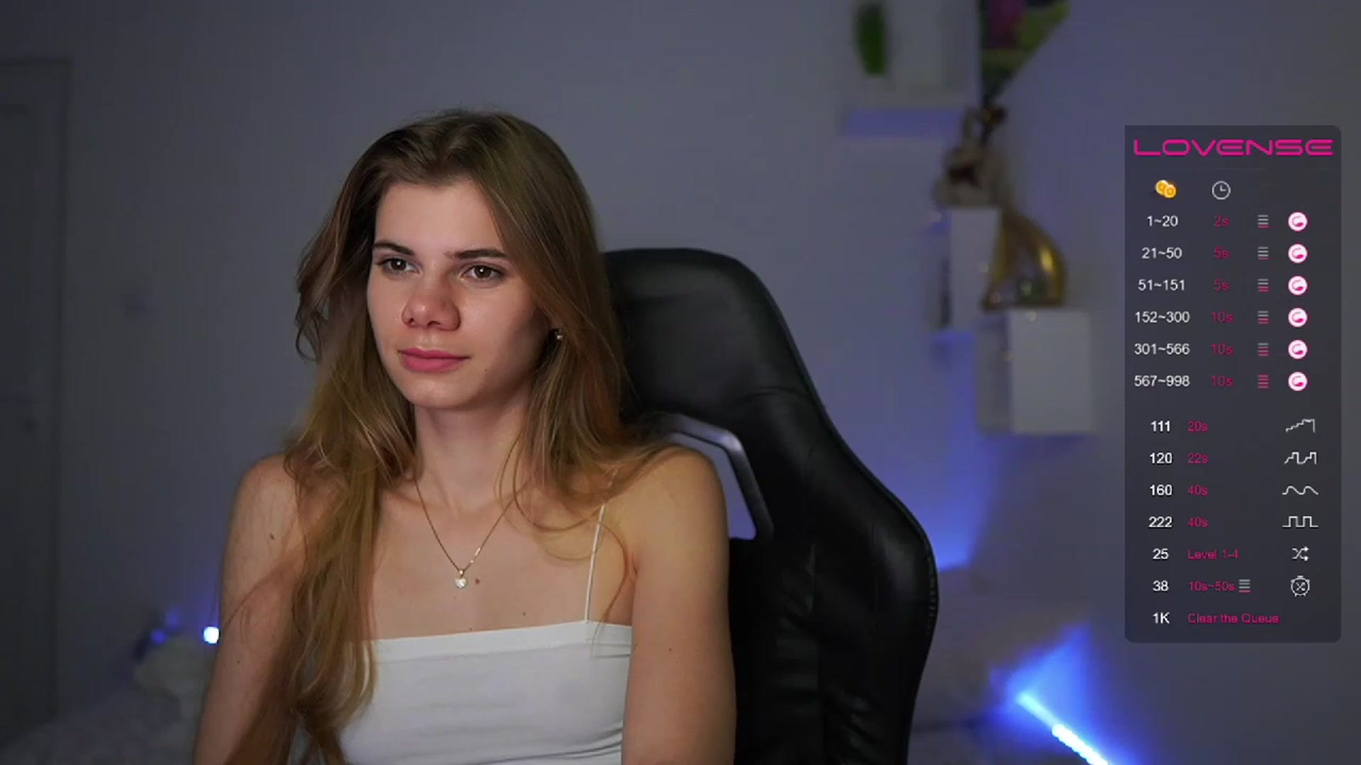 Gallery image thumbnail from RileyReid_18's myfreecams stream on, 02/12/2023, 20:53 image 20 of 20