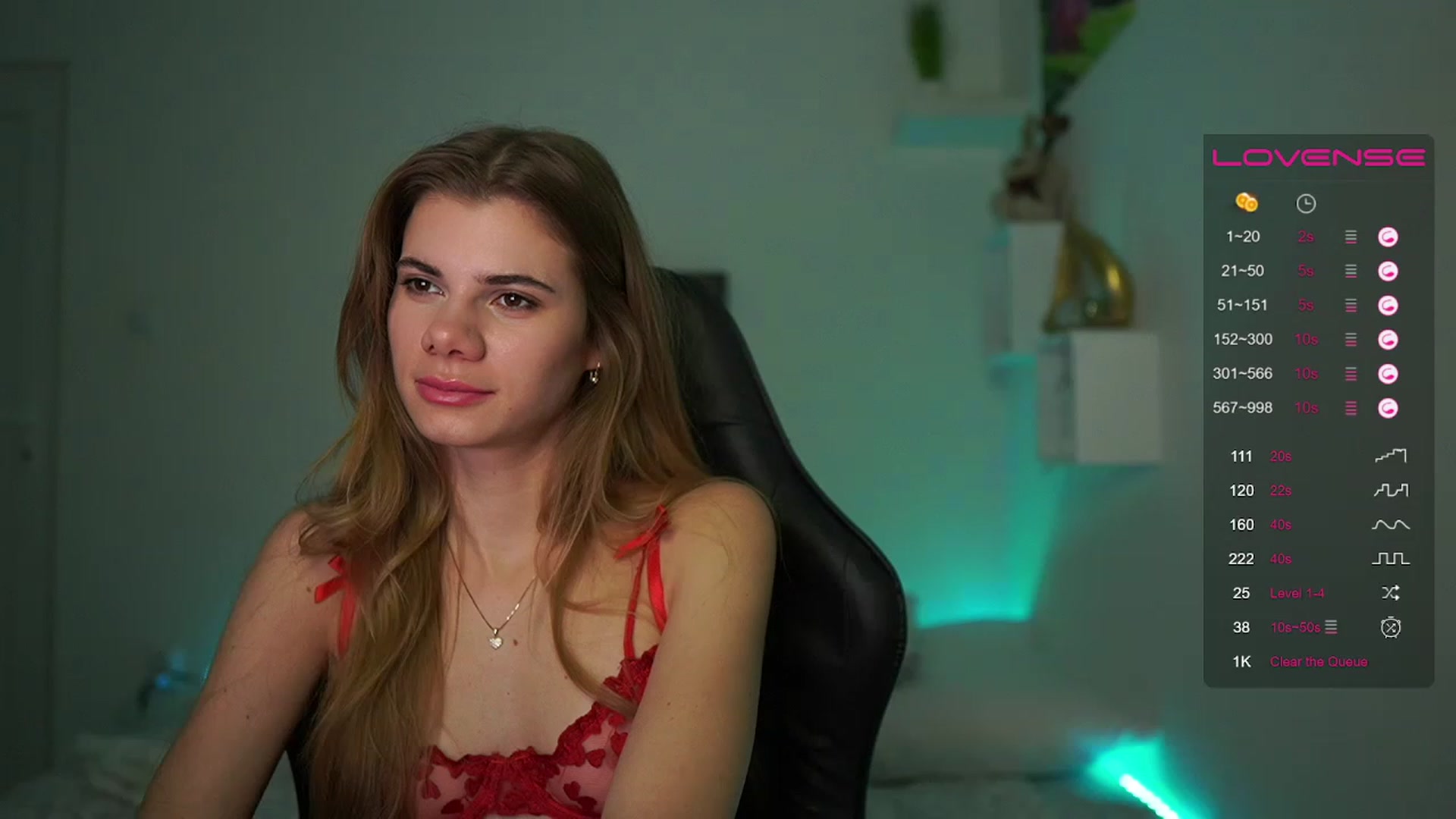 Gallery image thumbnail from RileyReid_18's myfreecams stream on, 02/13/2023, 15:49 image 5 of 20