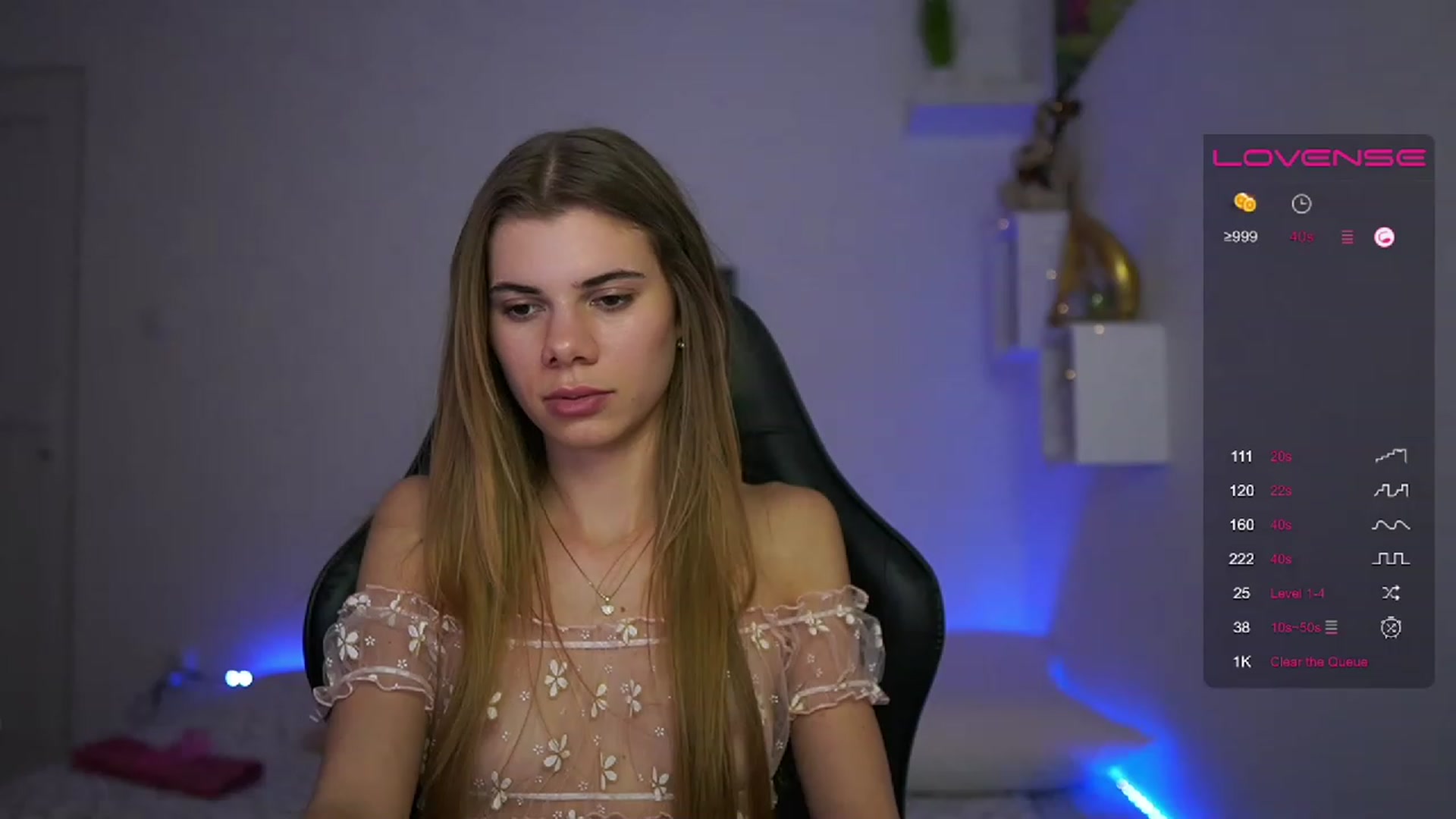 Gallery image thumbnail from RileyReid_18's myfreecams stream on, 02/15/2023, 16:46 image 9 of 20