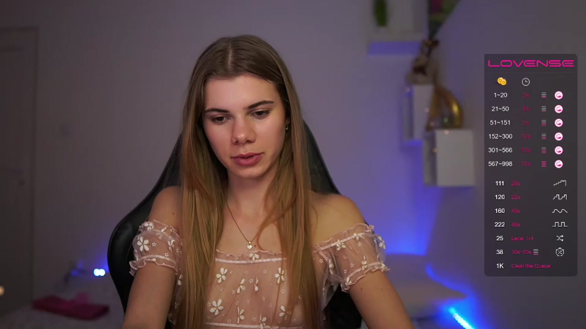 Gallery image thumbnail from RileyReid_18's myfreecams stream on, 02/15/2023, 16:46 image 15 of 20