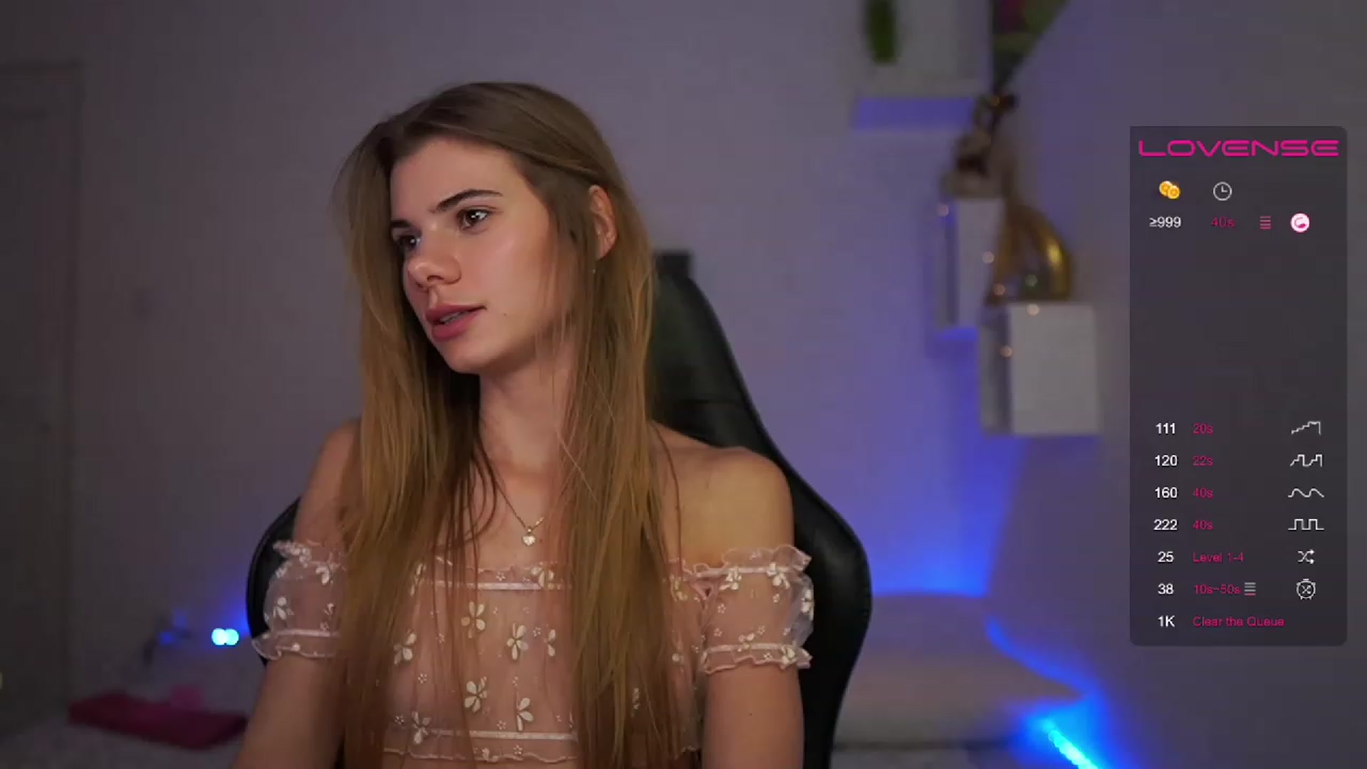 Gallery image thumbnail from RileyReid_18's myfreecams stream on, 02/15/2023, 16:46 image 3 of 20