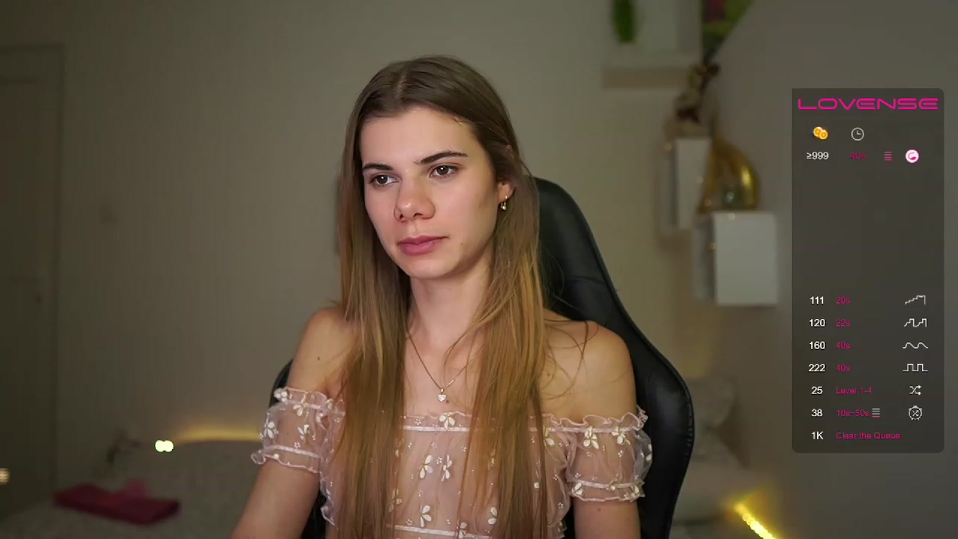 Gallery image thumbnail from RileyReid_18's myfreecams stream on, 02/15/2023, 17:59 image 15 of 20