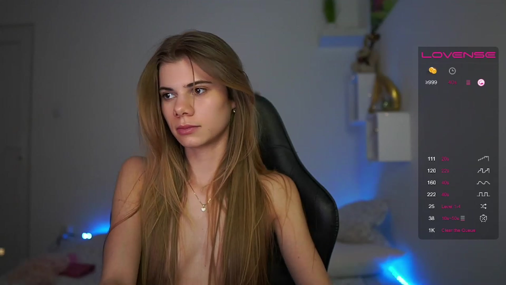 Gallery image thumbnail from RileyReid_18's myfreecams stream on, 02/15/2023, 19:21 image 5 of 20