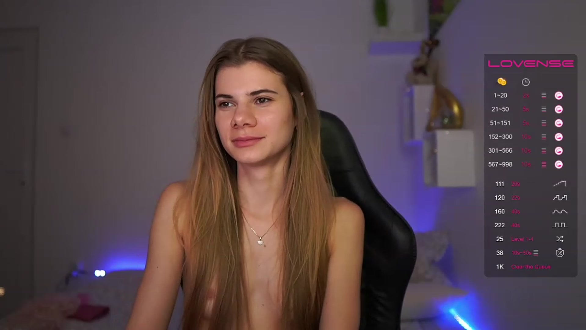 Gallery image thumbnail from RileyReid_18's myfreecams stream on, 02/15/2023, 19:21 image 18 of 20