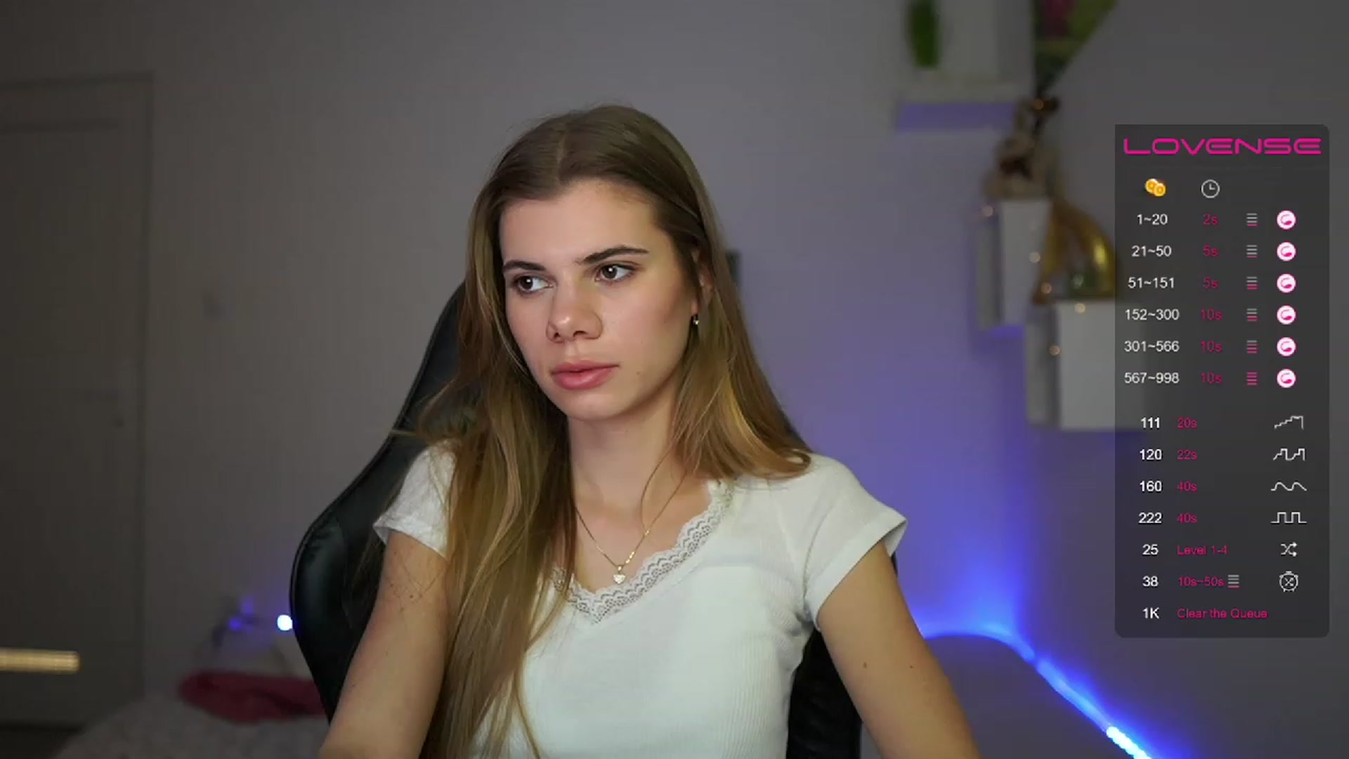 Gallery image thumbnail from RileyReid_18's myfreecams stream on, 02/17/2023, 16:02 image 11 of 20