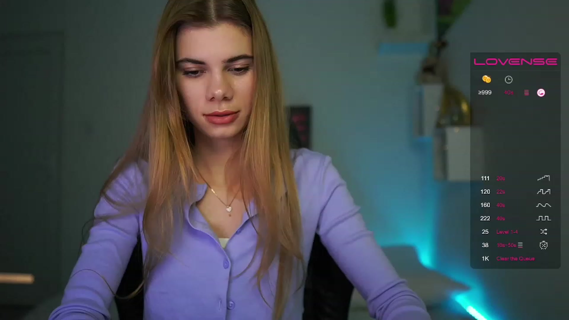 Gallery image thumbnail from RileyReid_18's myfreecams stream on, 02/19/2023, 16:38 image 1 of 20