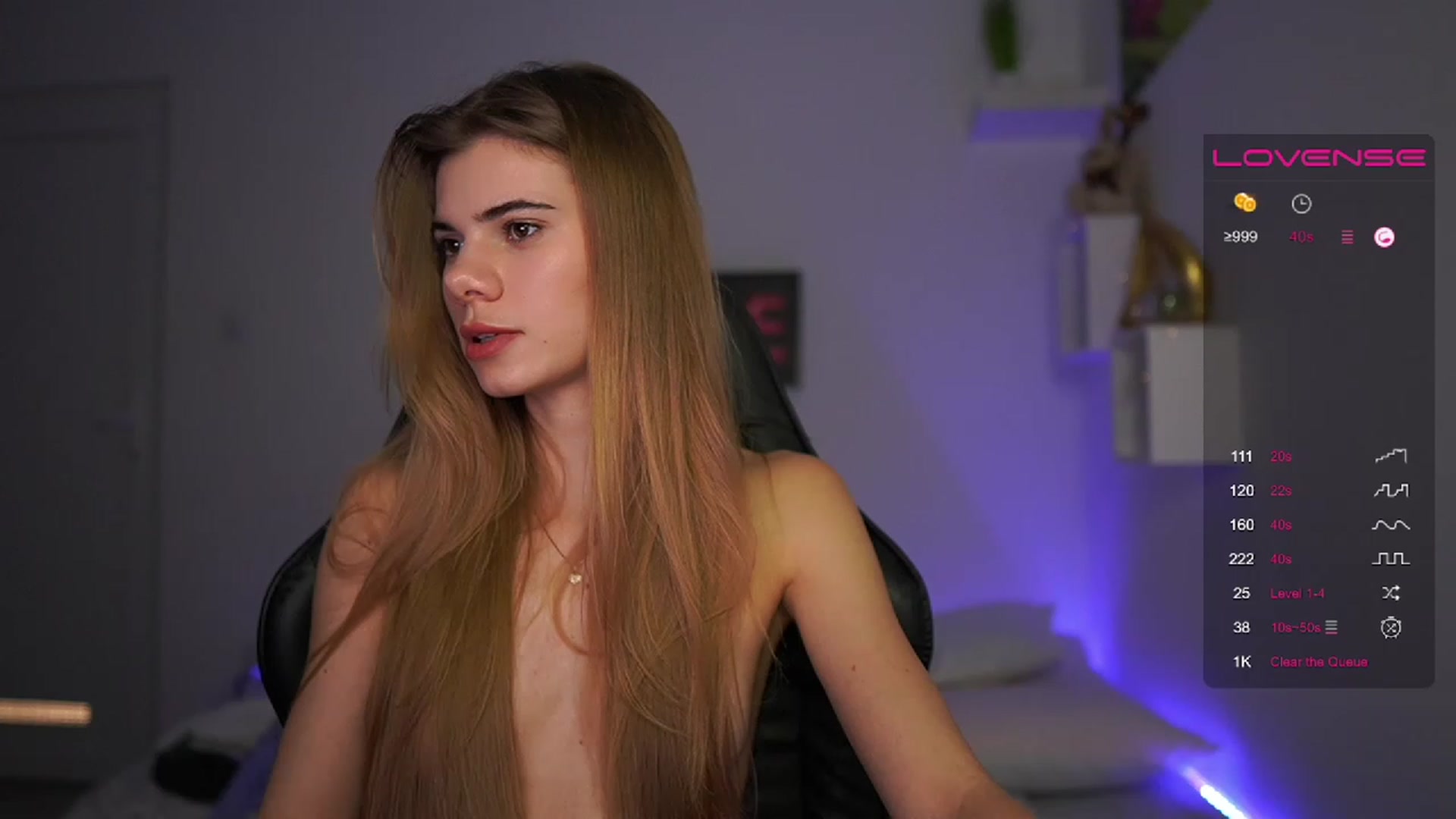 Gallery image thumbnail from RileyReid_18's myfreecams stream on, 02/19/2023, 19:13 image 3 of 20