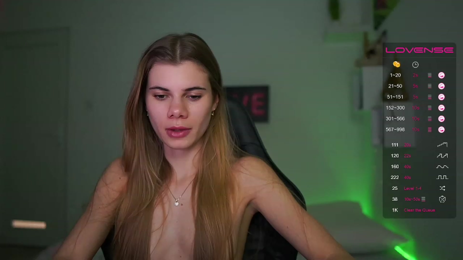 Gallery image thumbnail from RileyReid_18's myfreecams stream on, 02/20/2023, 19:02 image 5 of 20