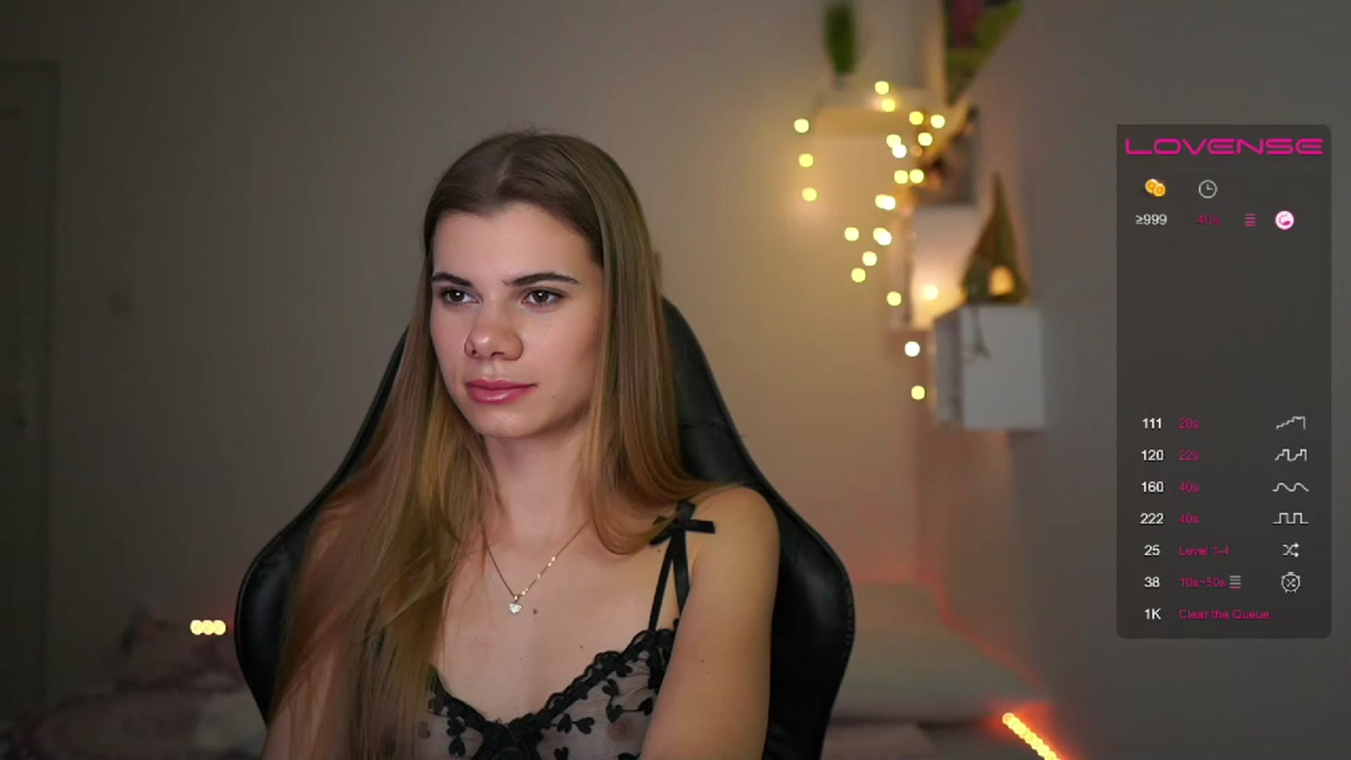 Gallery image thumbnail from RileyReid_18's myfreecams stream on, 02/22/2023, 15:53 image 6 of 20