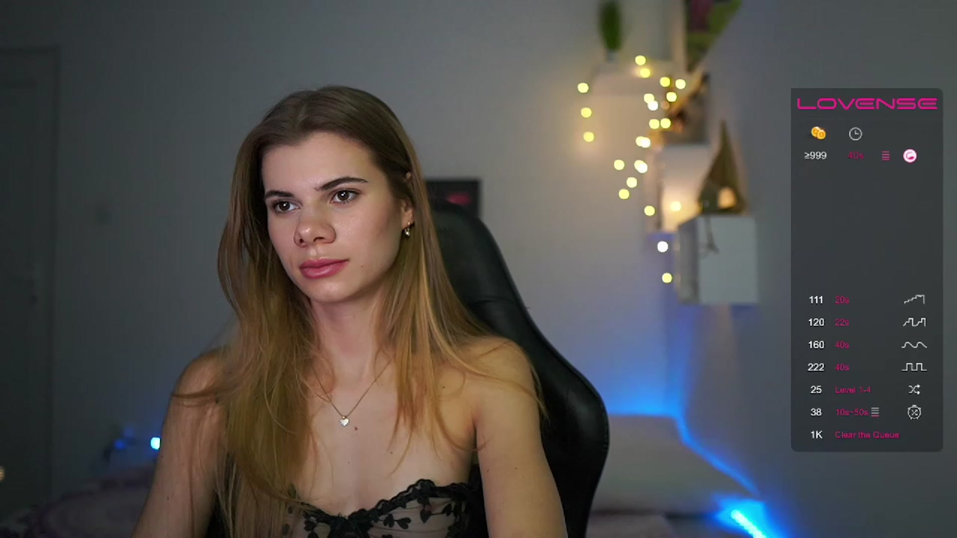 Gallery image thumbnail from RileyReid_18's myfreecams stream on, 02/22/2023, 15:53 image 17 of 20