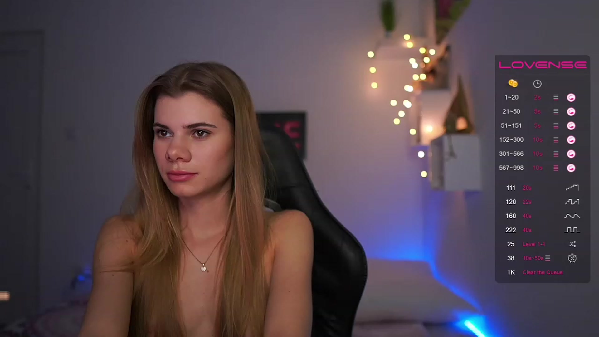 Gallery image thumbnail from RileyReid_18's myfreecams stream on, 02/22/2023, 16:36 image 19 of 20
