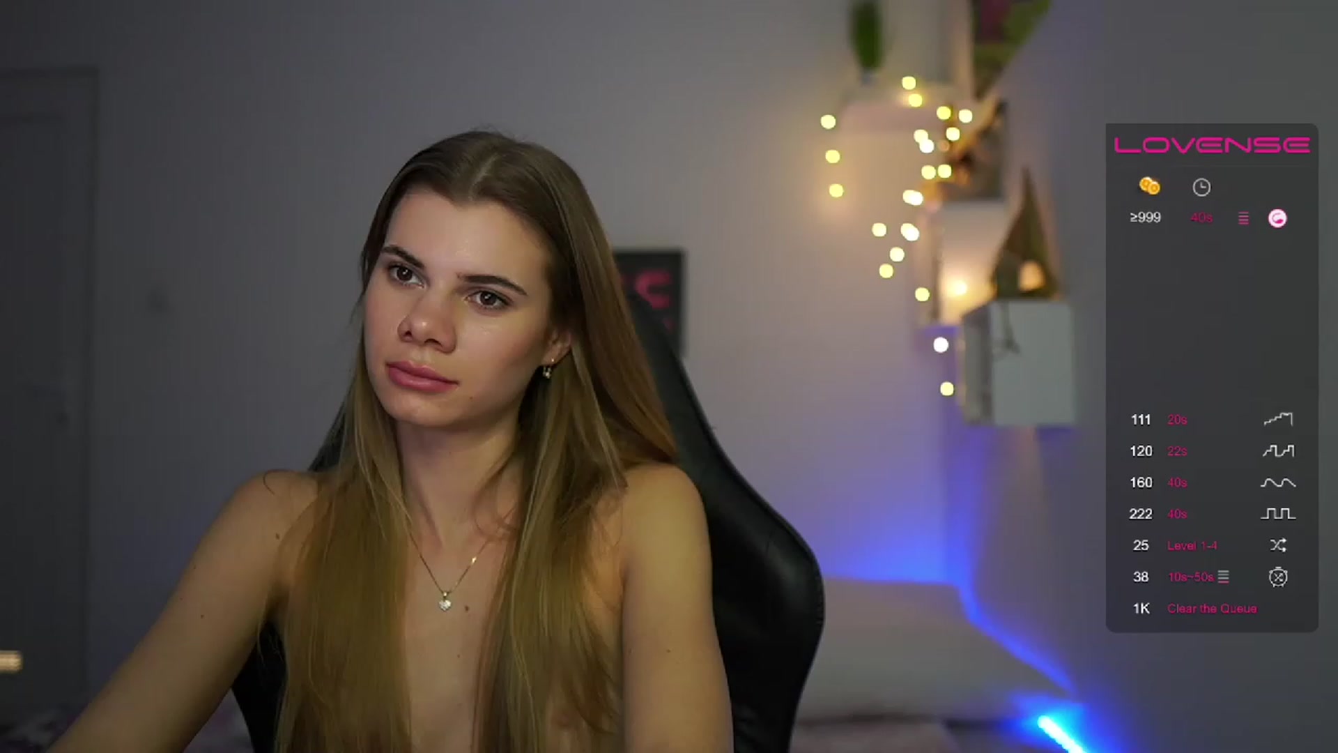 Gallery image thumbnail from RileyReid_18's myfreecams stream on, 02/22/2023, 16:36 image 14 of 20