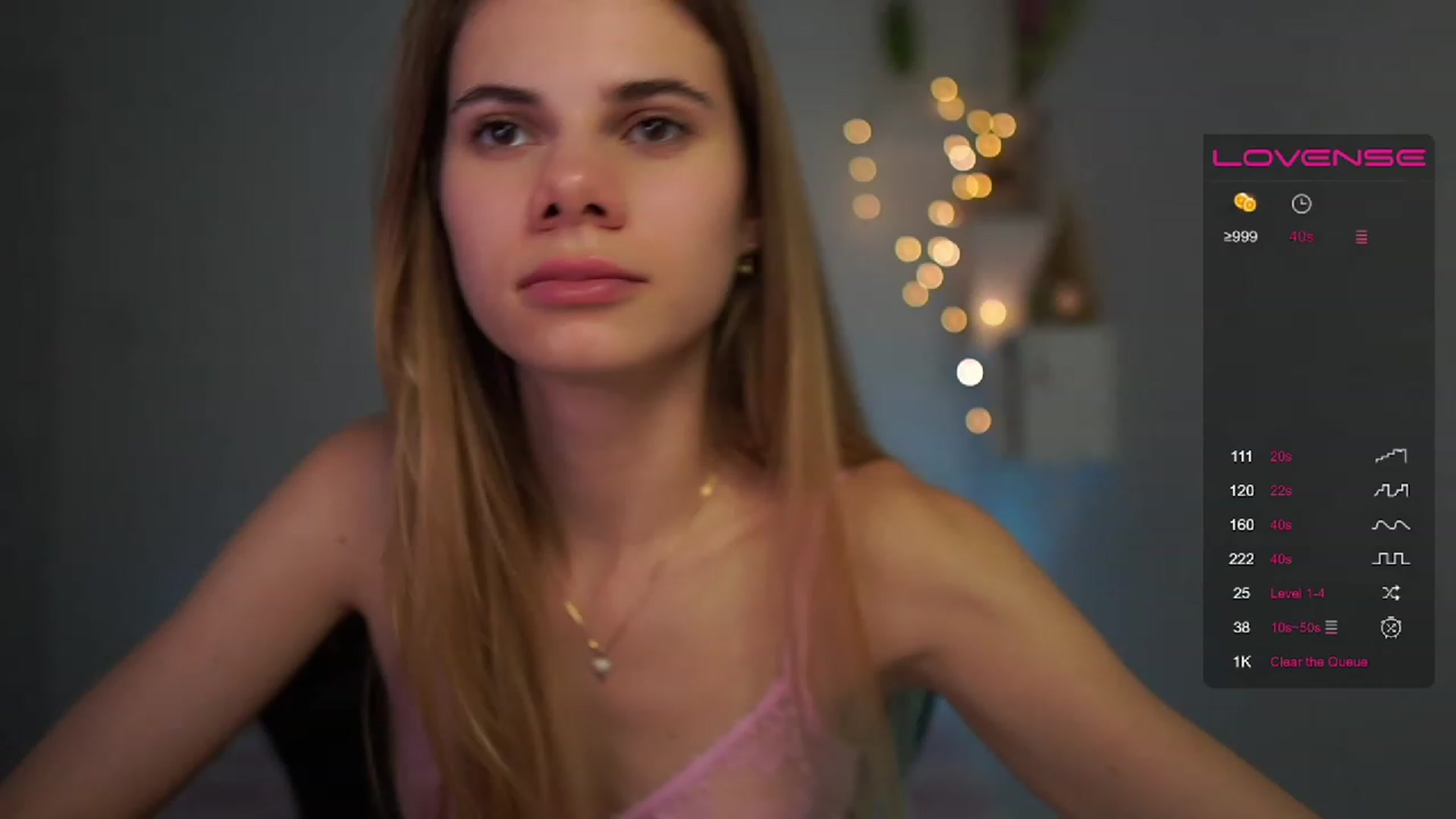 Gallery image thumbnail from RileyReid_18's myfreecams stream on, 02/24/2023, 19:10 image 9 of 20