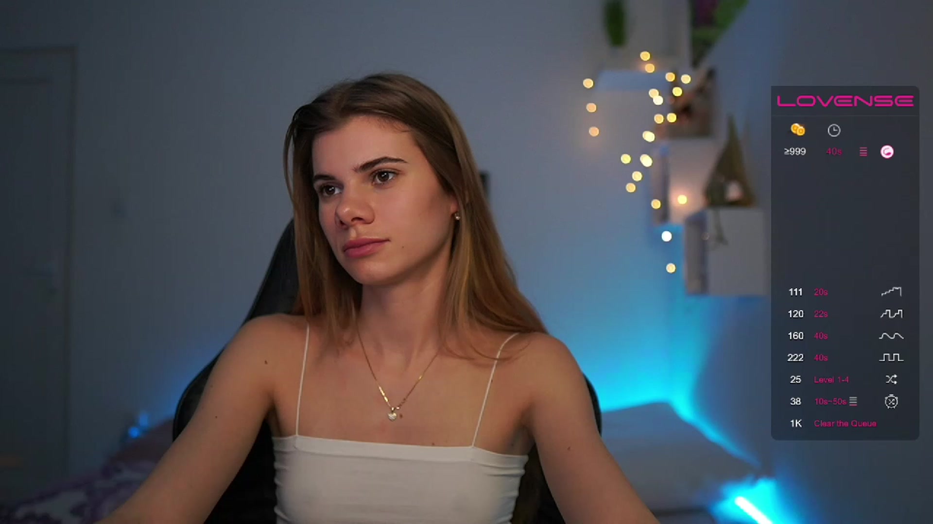 Gallery image thumbnail from RileyReid_18's myfreecams stream on, 02/26/2023, 11:03 image 6 of 20