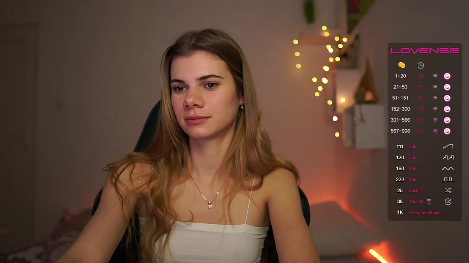 Gallery image thumbnail from RileyReid_18's myfreecams stream on, 02/26/2023, 11:03 image 20 of 20