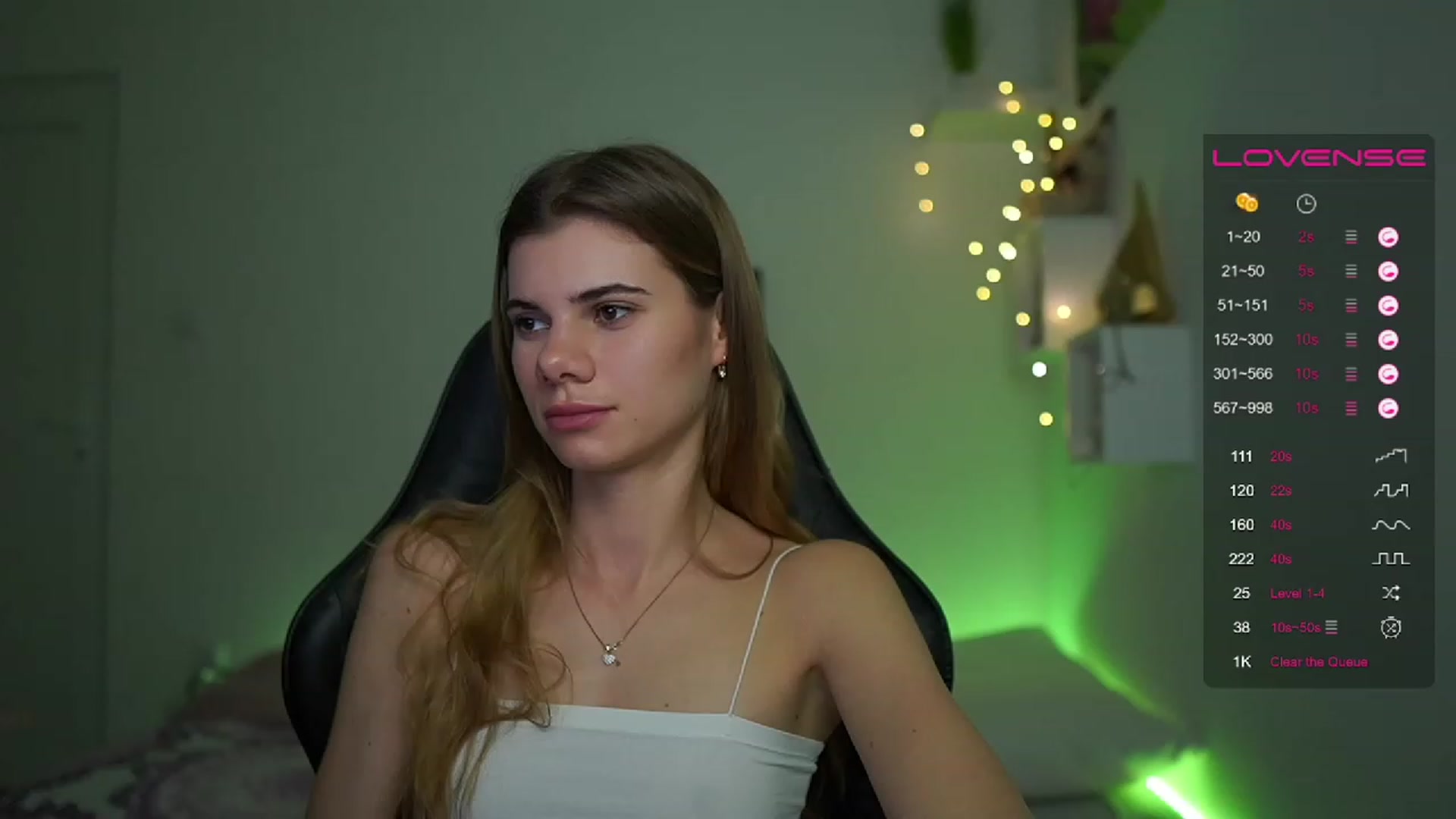 Gallery image thumbnail from RileyReid_18's myfreecams stream on, 02/26/2023, 11:34 image 5 of 20