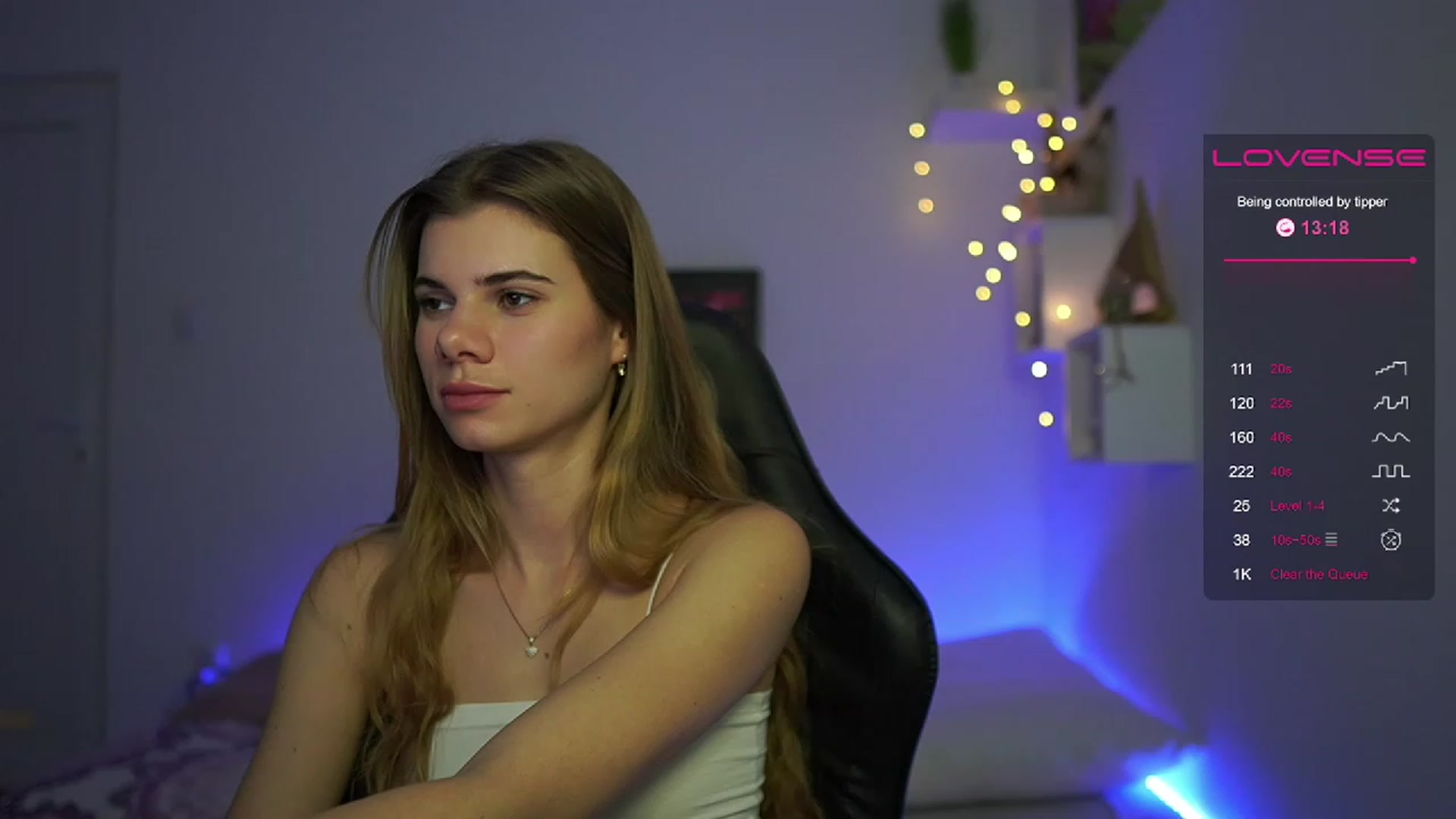 Gallery image thumbnail from RileyReid_18's myfreecams stream on, 02/26/2023, 11:34 image 12 of 20