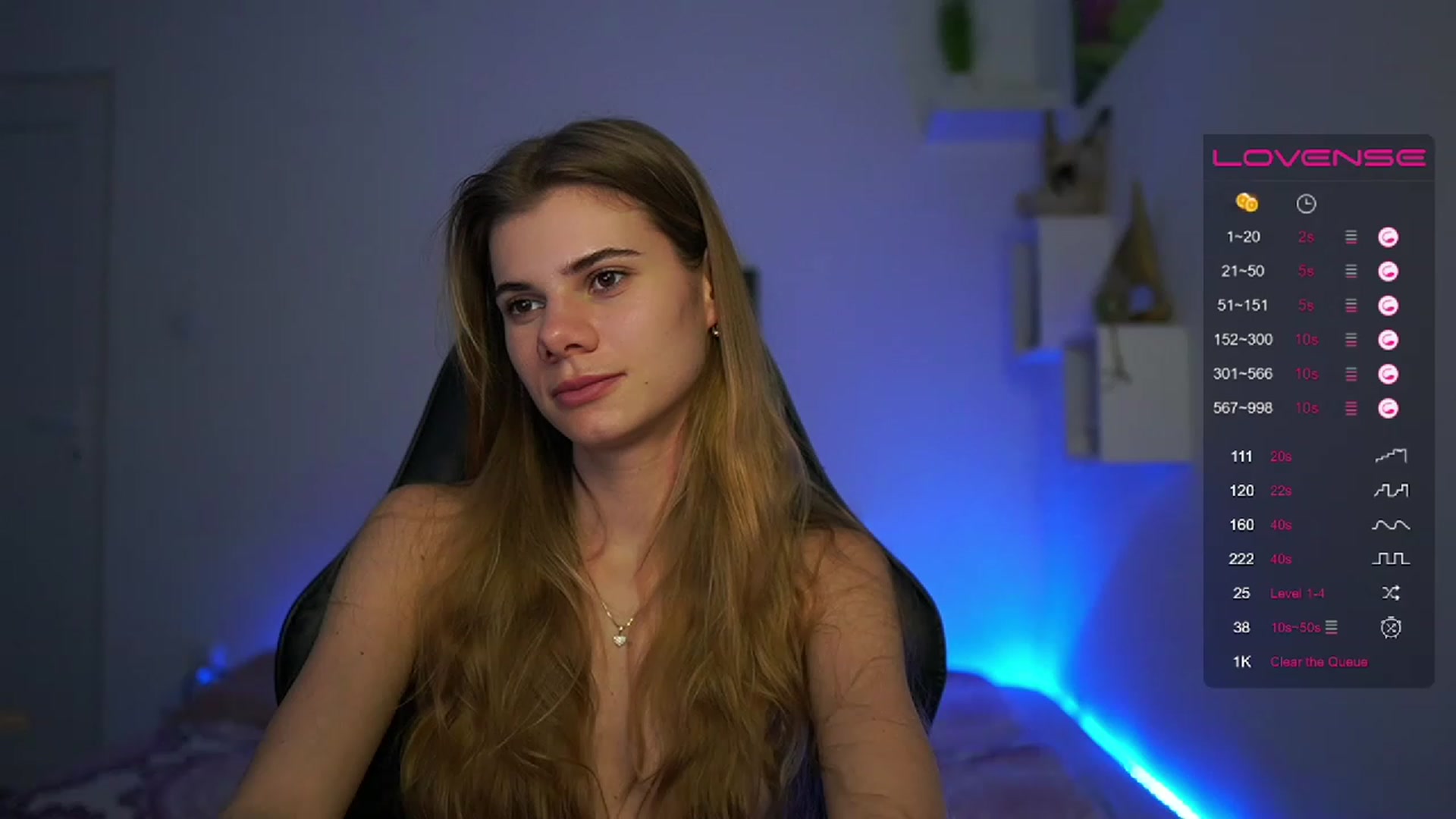 Gallery image thumbnail from RileyReid_18's myfreecams stream on, 02/26/2023, 16:23 image 11 of 20