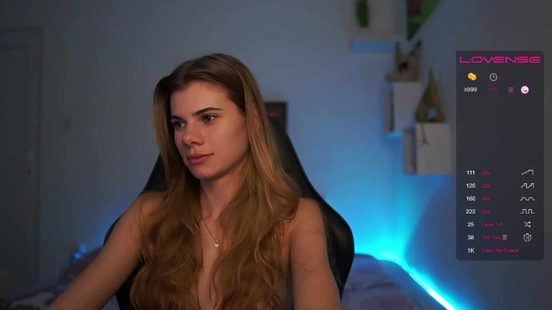 Gallery image thumbnail from RileyReid_18's myfreecams stream on, 02/26/2023, 16:23 image 14 of 20