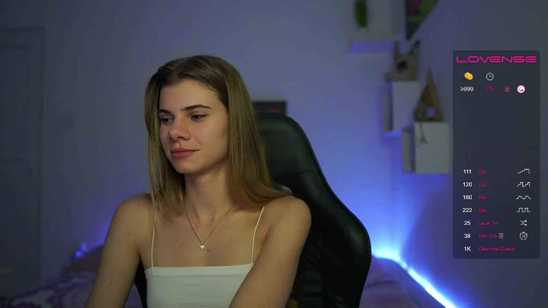 Gallery image thumbnail from RileyReid_18's myfreecams stream on, 02/26/2023, 17:12 image 19 of 20