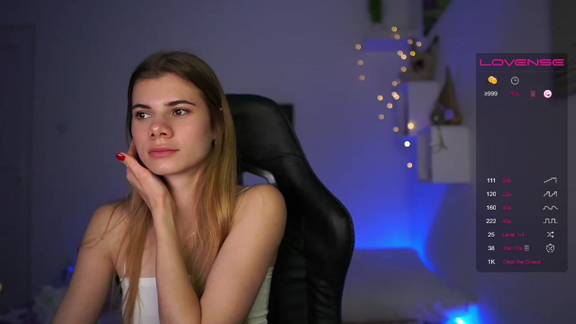 Gallery image thumbnail from RileyReid_18's myfreecams stream on, 03/03/2023, 16:37 image 10 of 20