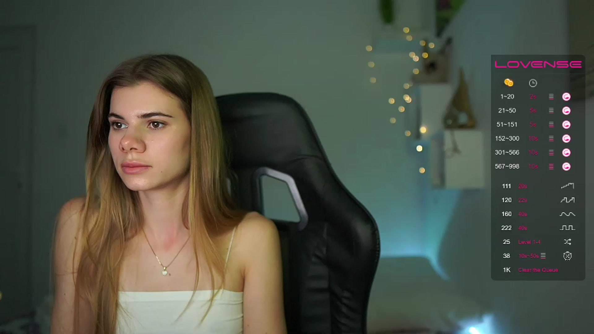 Gallery image thumbnail from RileyReid_18's myfreecams stream on, 03/03/2023, 16:37 image 20 of 20