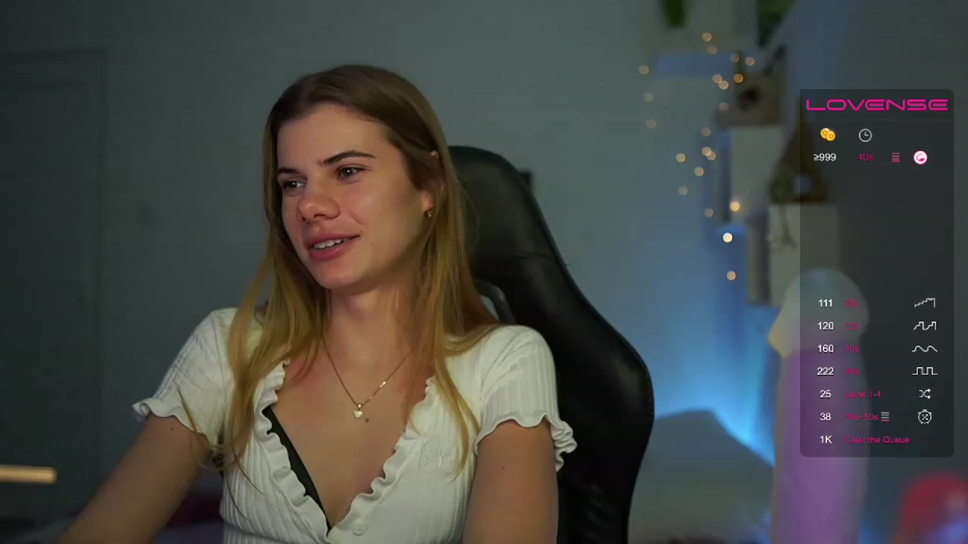 Gallery image thumbnail from RileyReid_18's myfreecams stream on, 03/04/2023, 19:11 image 19 of 20