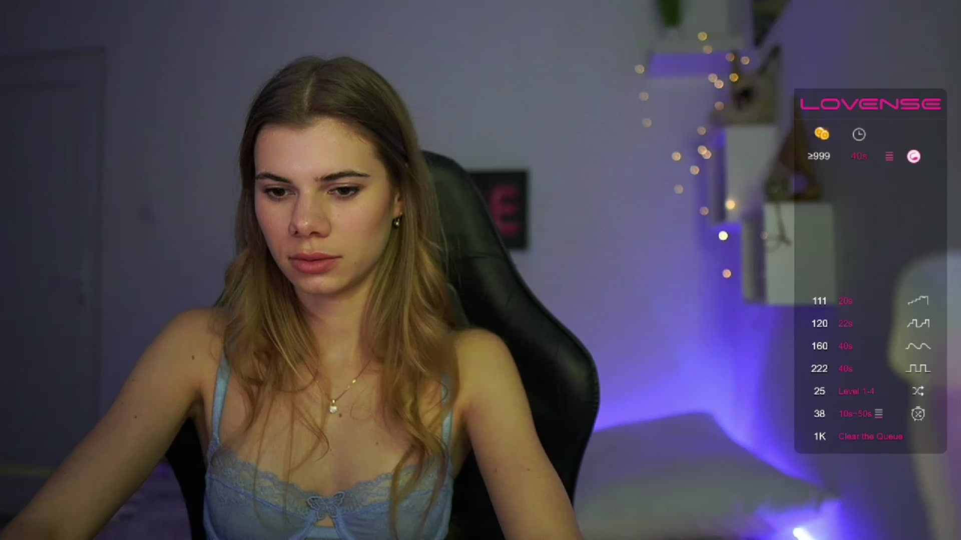 Gallery image thumbnail from RileyReid_18's myfreecams stream on, 03/05/2023, 16:04 image 9 of 20