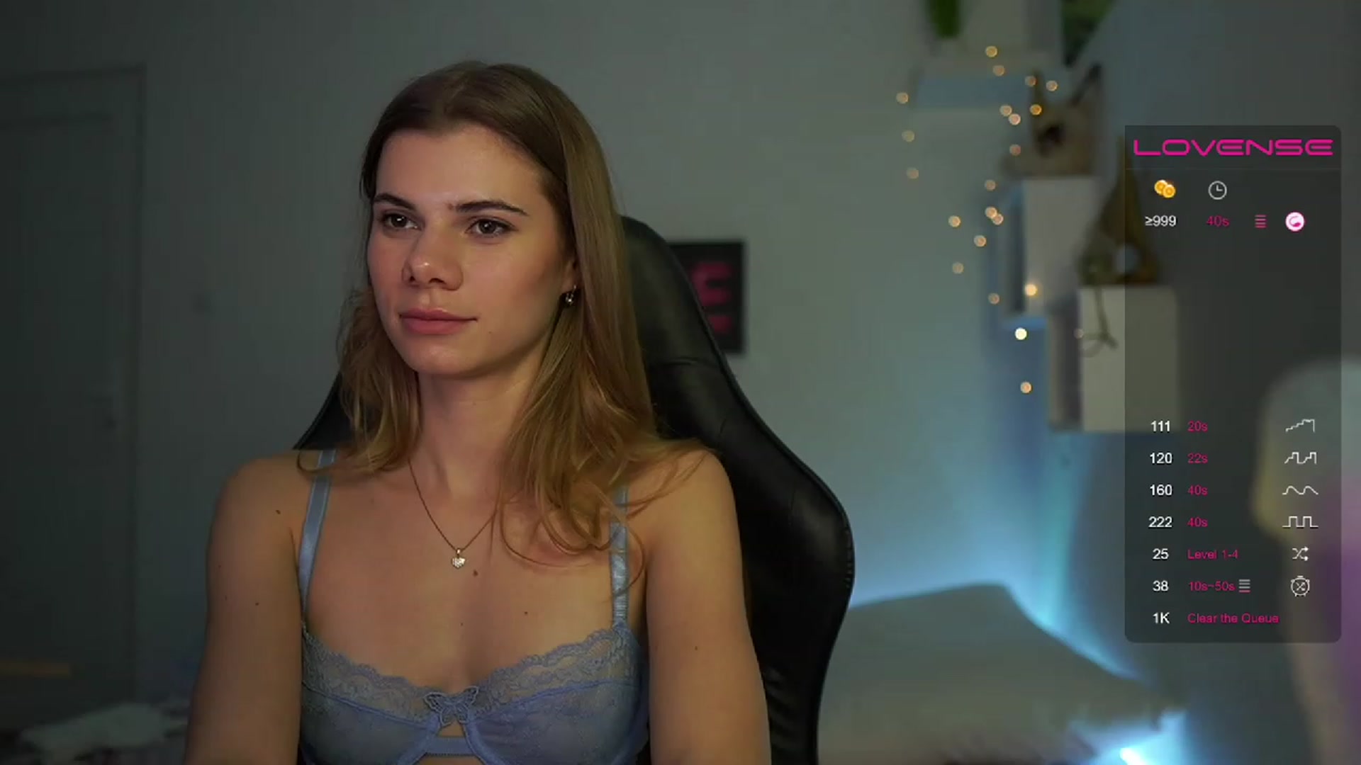 Gallery image thumbnail from RileyReid_18's myfreecams stream on, 03/05/2023, 16:45 image 7 of 20