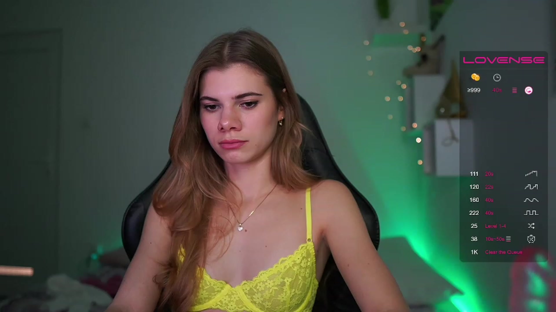 Gallery image thumbnail from RileyReid_18's myfreecams stream on, 03/07/2023, 15:20 image 11 of 20