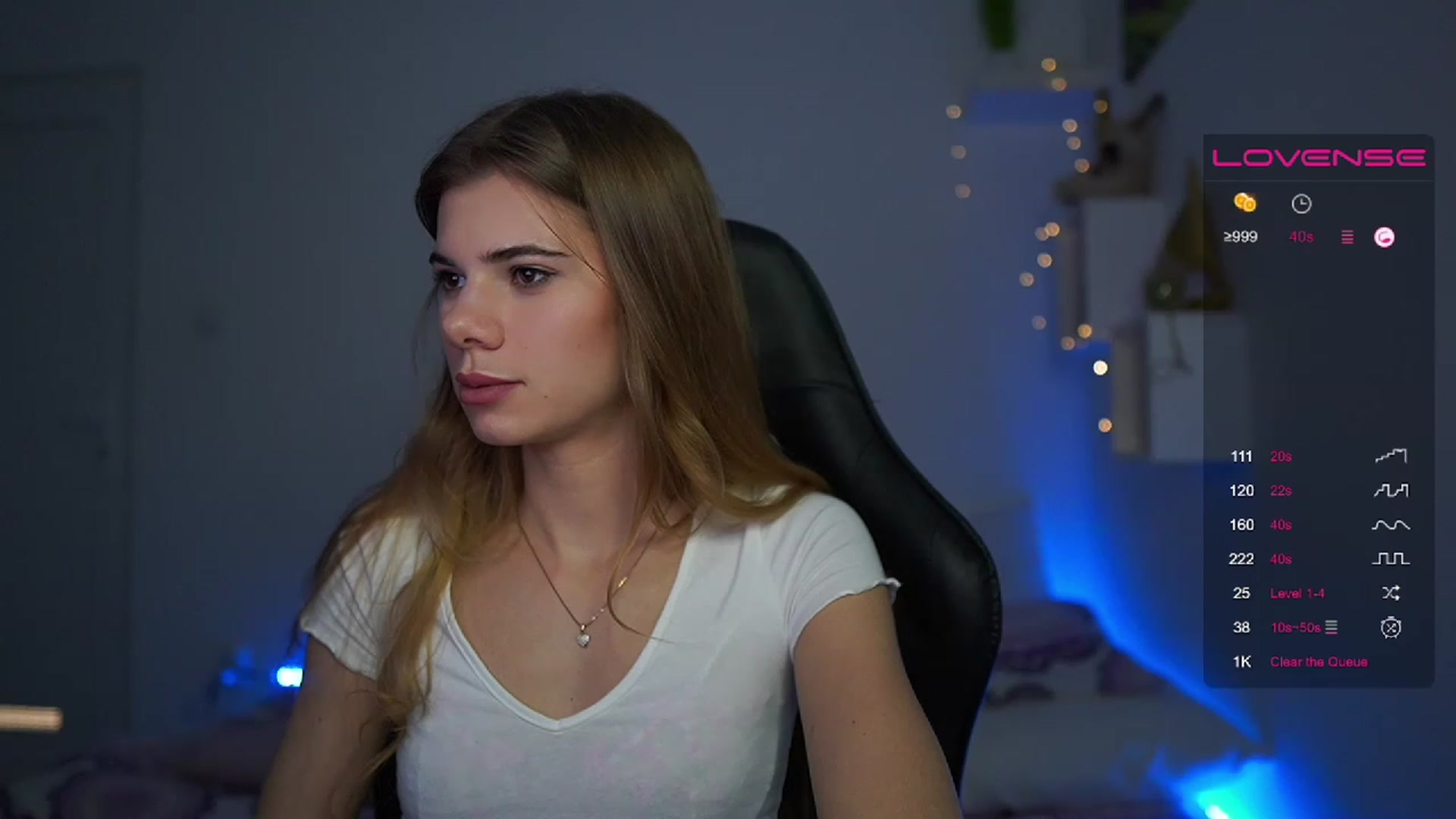 Gallery image thumbnail from RileyReid_18's myfreecams stream on, 03/09/2023, 14:27 image 13 of 20