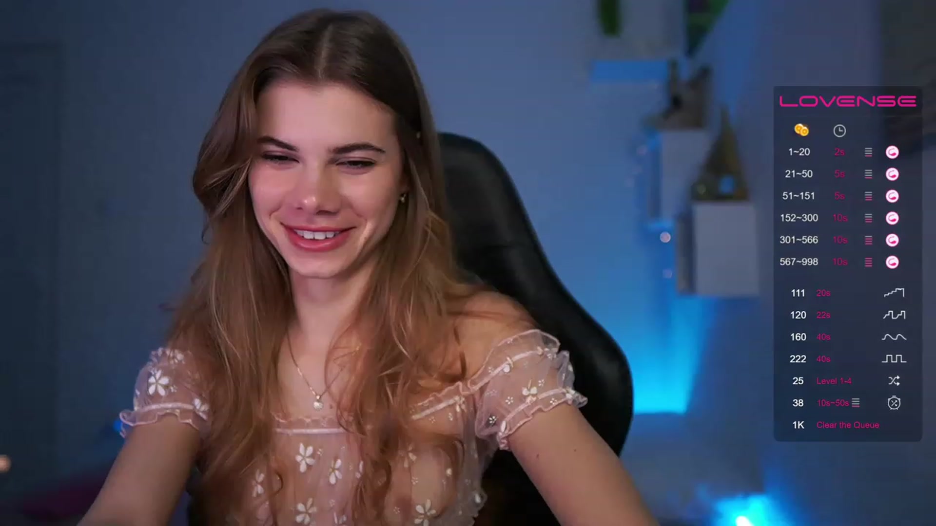 Gallery image thumbnail from RileyReid_18's myfreecams stream on, 03/14/2023, 14:54 image 14 of 20