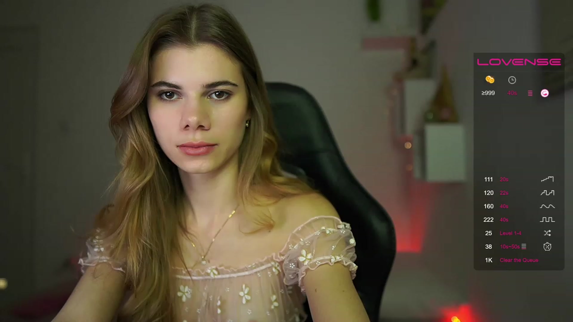 Gallery image thumbnail from RileyReid_18's myfreecams stream on, 03/14/2023, 16:34 image 1 of 20
