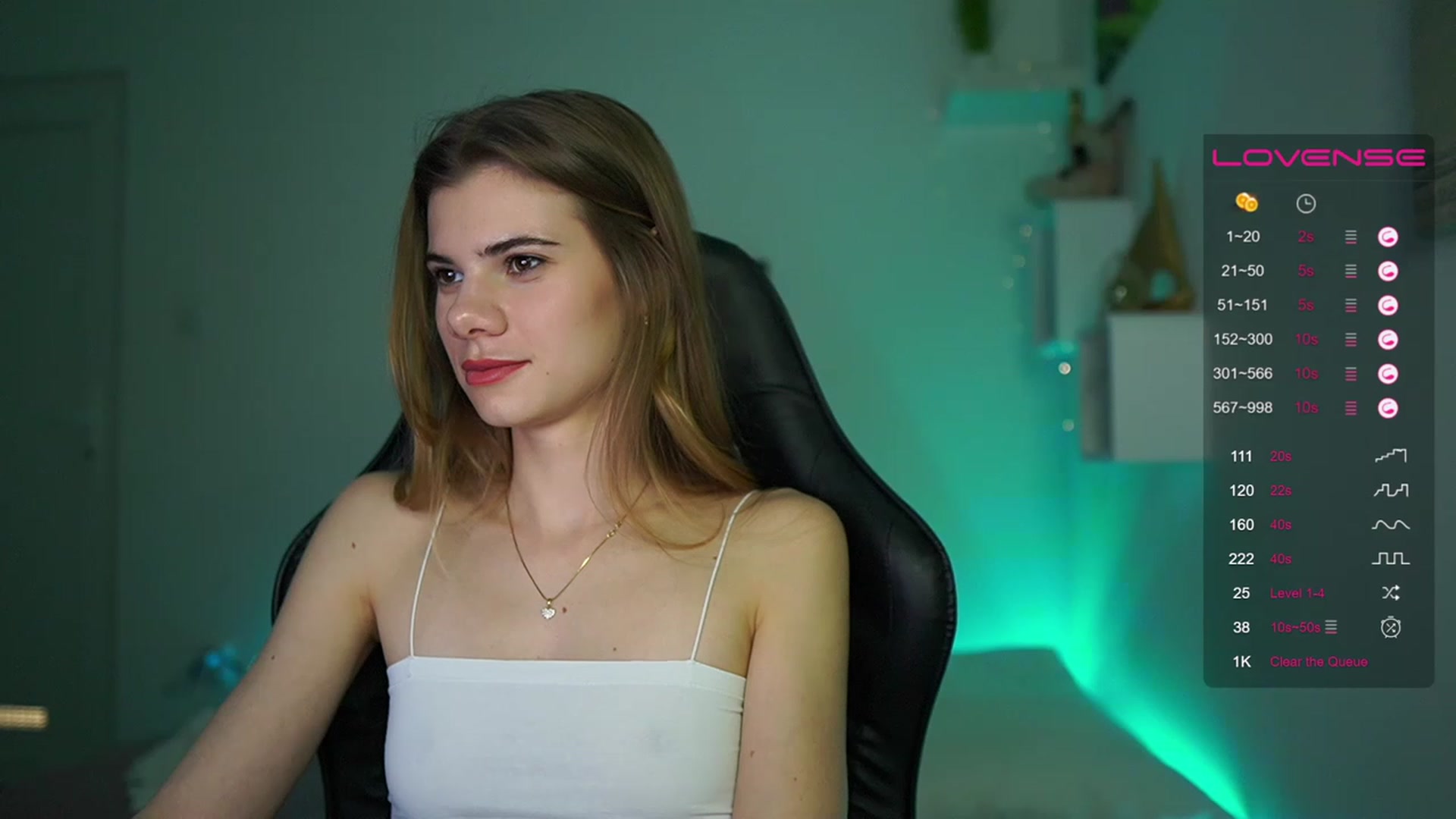 Gallery image thumbnail from RileyReid_18's myfreecams stream on, 03/15/2023, 19:58 image 11 of 20