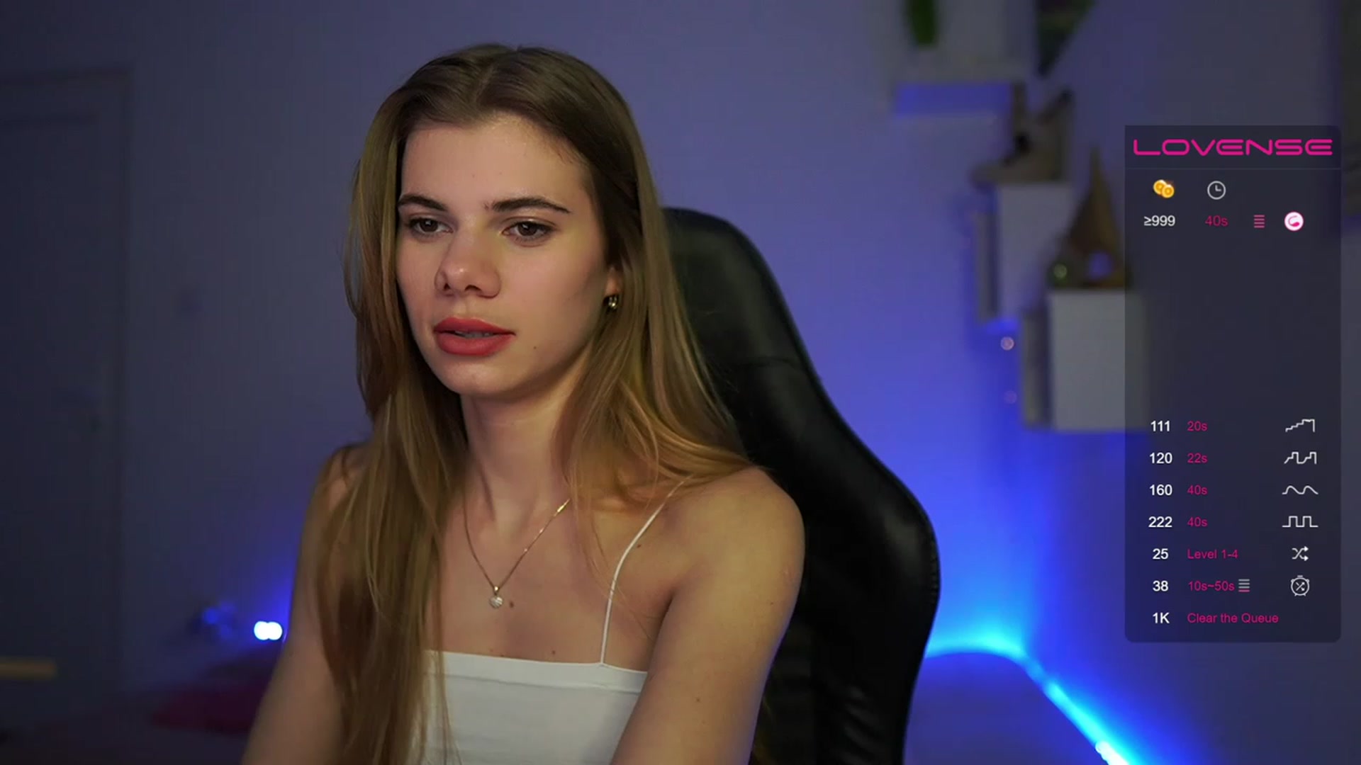 Gallery image thumbnail from RileyReid_18's myfreecams stream on, 03/15/2023, 23:42 image 4 of 20
