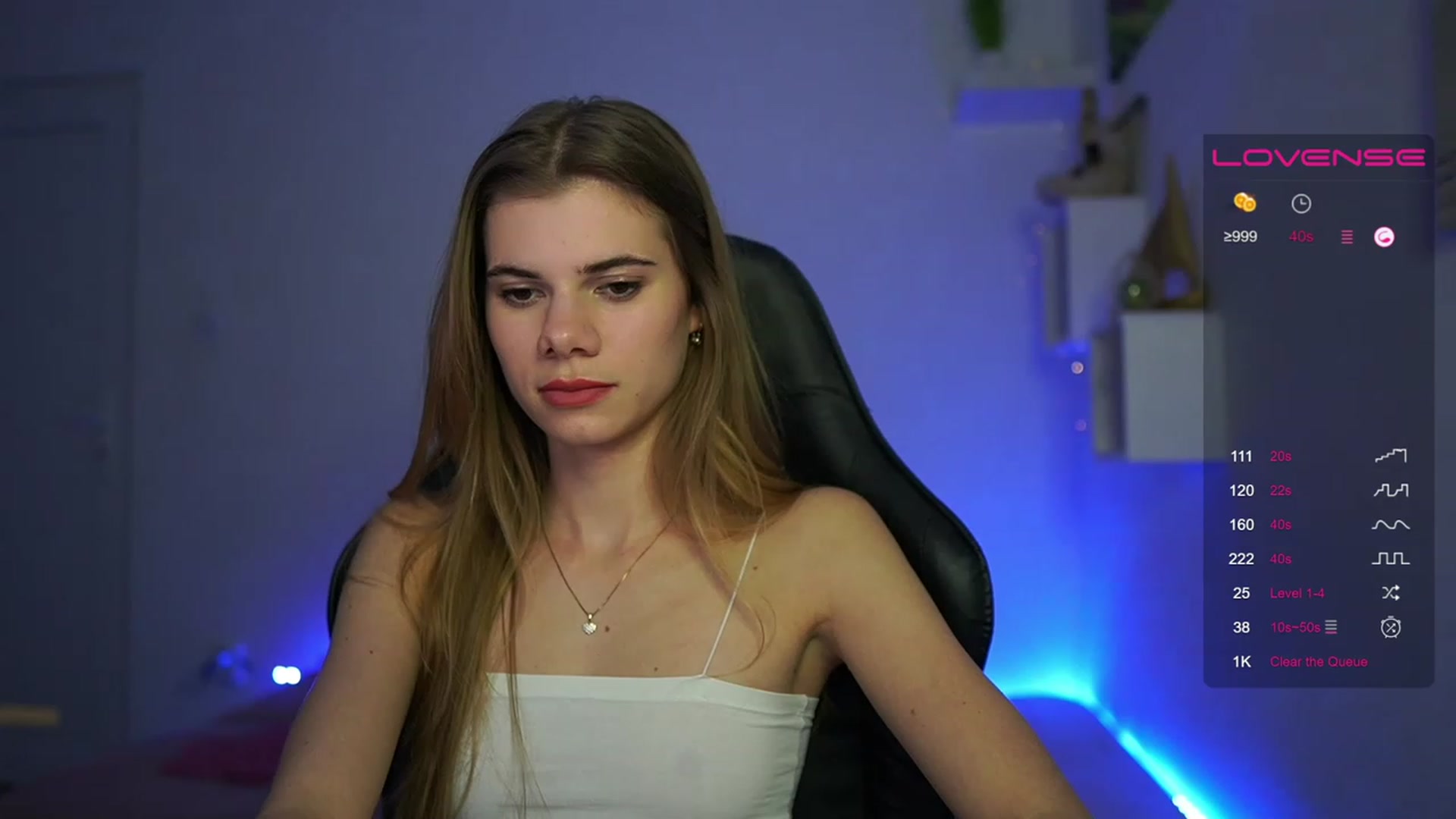 Gallery image thumbnail from RileyReid_18's myfreecams stream on, 03/15/2023, 23:42 image 5 of 20