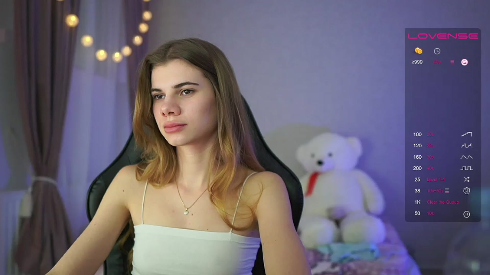Gallery image thumbnail from RileyReid_18's myfreecams stream on, 04/03/2023, 15:45 image 9 of 20