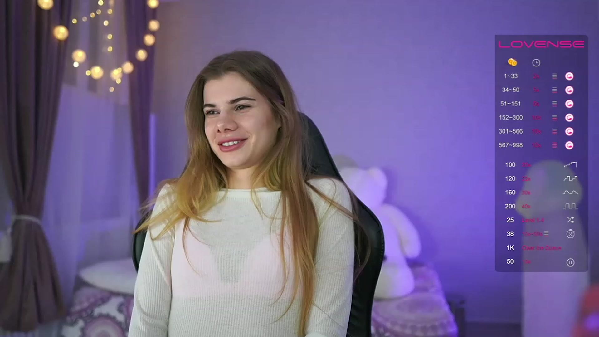 Gallery image thumbnail from RileyReid_18's myfreecams stream on, 04/07/2023, 17:50 image 8 of 20