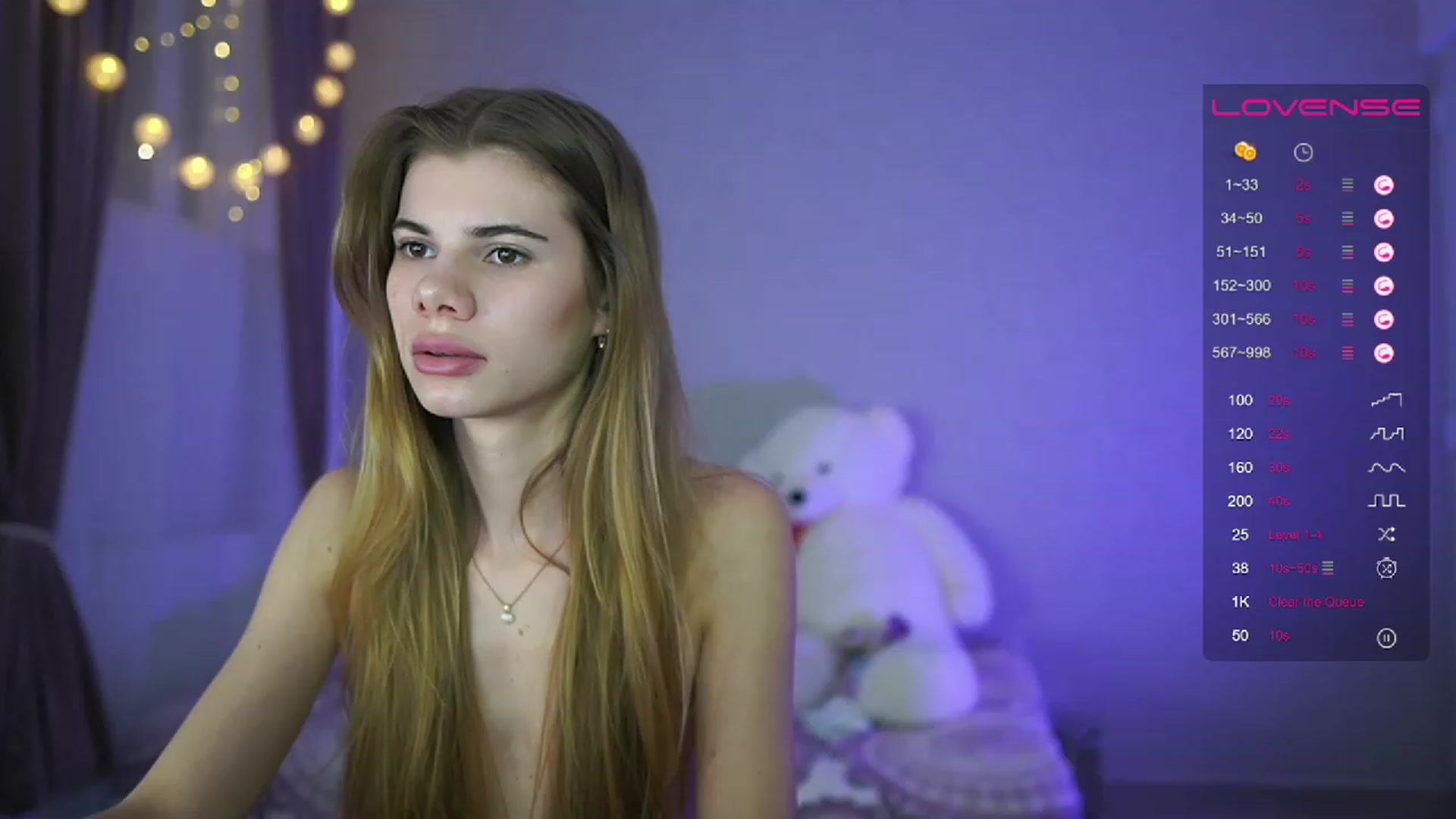 Gallery image thumbnail from RileyReid_18's myfreecams stream on, 04/07/2023, 19:48 image 18 of 20