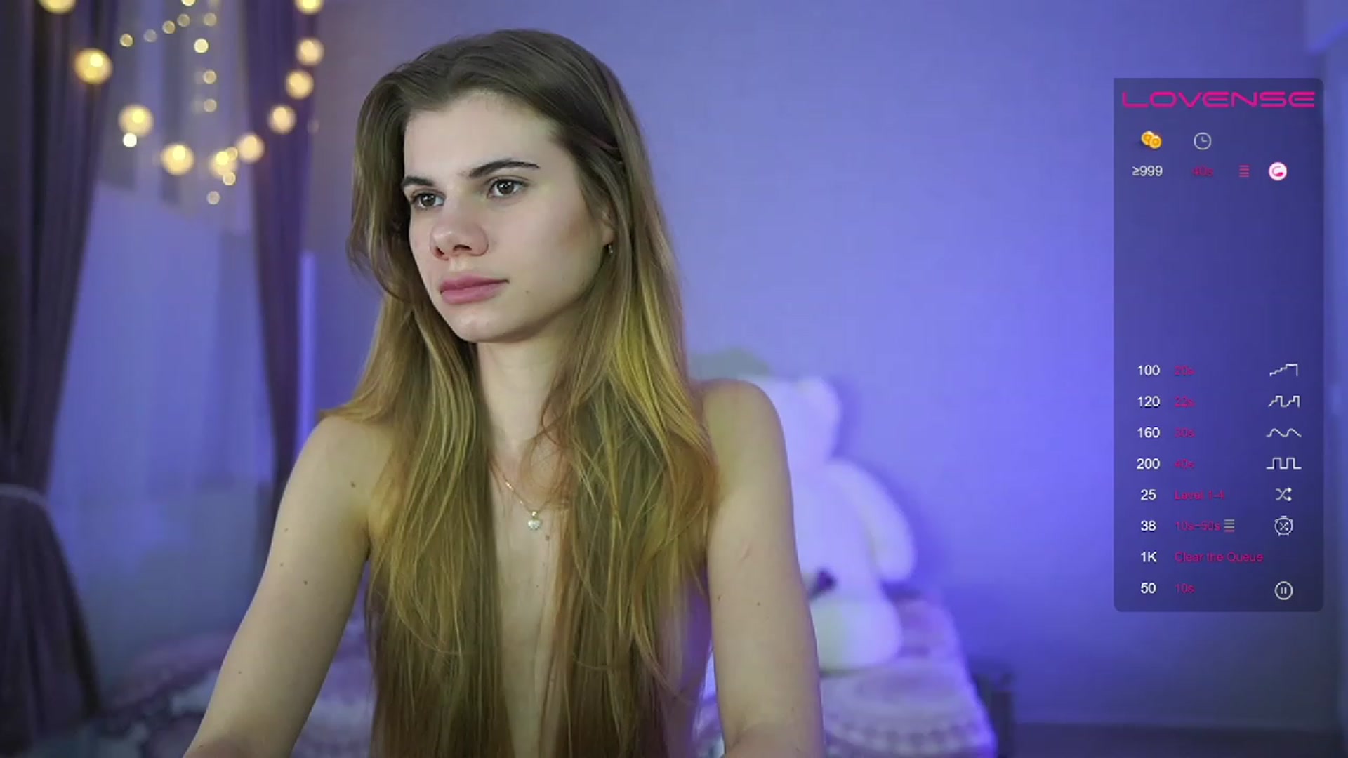 Gallery image thumbnail from RileyReid_18's myfreecams stream on, 04/07/2023, 22:00 image 15 of 20