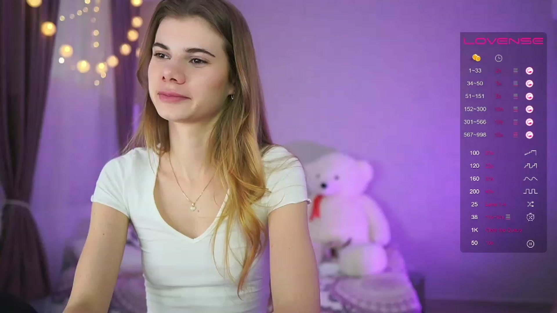 Gallery image thumbnail from RileyReid_18's myfreecams stream on, 04/09/2023, 14:01 image 11 of 20