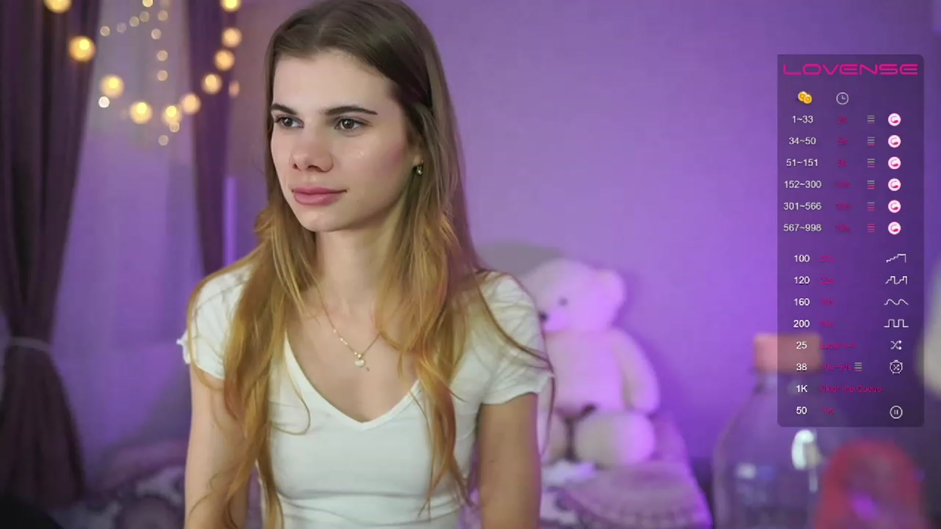 Gallery image thumbnail from RileyReid_18's myfreecams stream on, 04/09/2023, 14:58 image 20 of 20