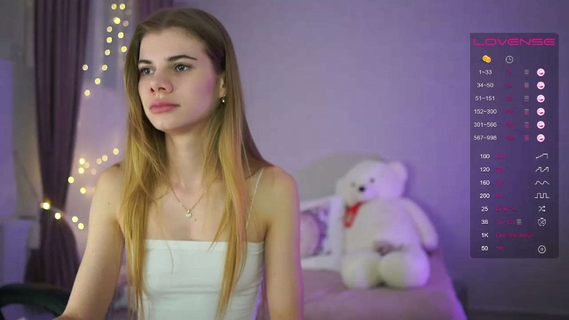Gallery image thumbnail from RileyReid_18's myfreecams stream on, 04/12/2023, 15:48 image 14 of 20